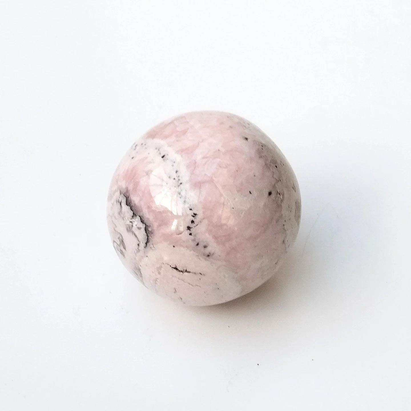 Collection ROSE MINERAL

Une s&eacute;lection de pierres aux nuances ros&eacute;es... 
Quartz roses, Rhodochrosites, Opales roses, Calcites roses...
Des pierres qui apportent une &eacute;nergie de douceur, de paix et de gu&eacute;rison du coeur ❤️

N