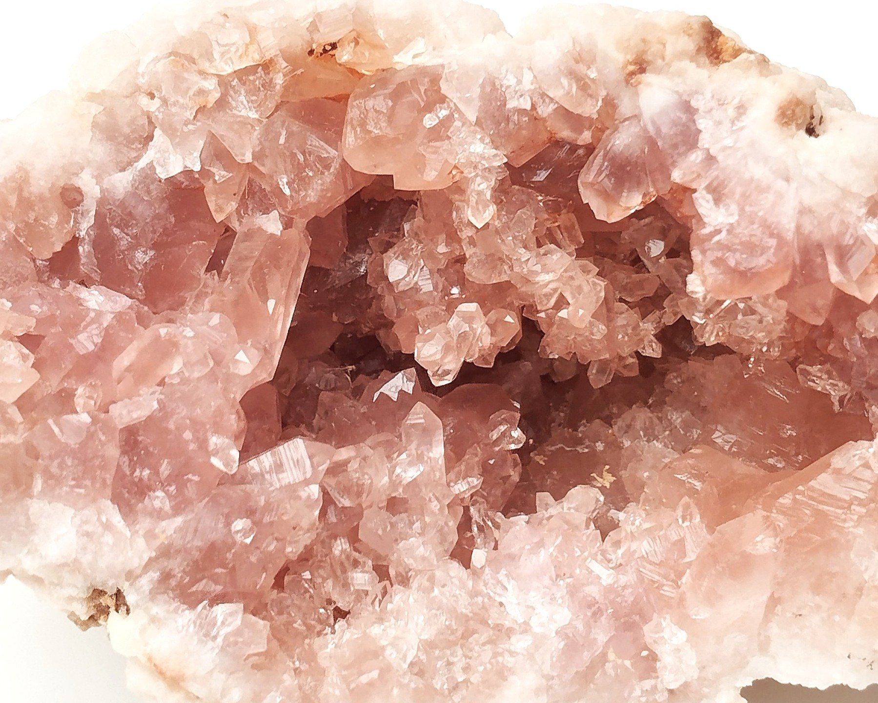 STONES &amp; ME
A long story&hellip;

I am fascinated by their beauty &mdash; their sparkle, their shapes, their colors, the way light reveals tiny details you can barely see.
My scientific side is also amazed by how they grow, how they have captured