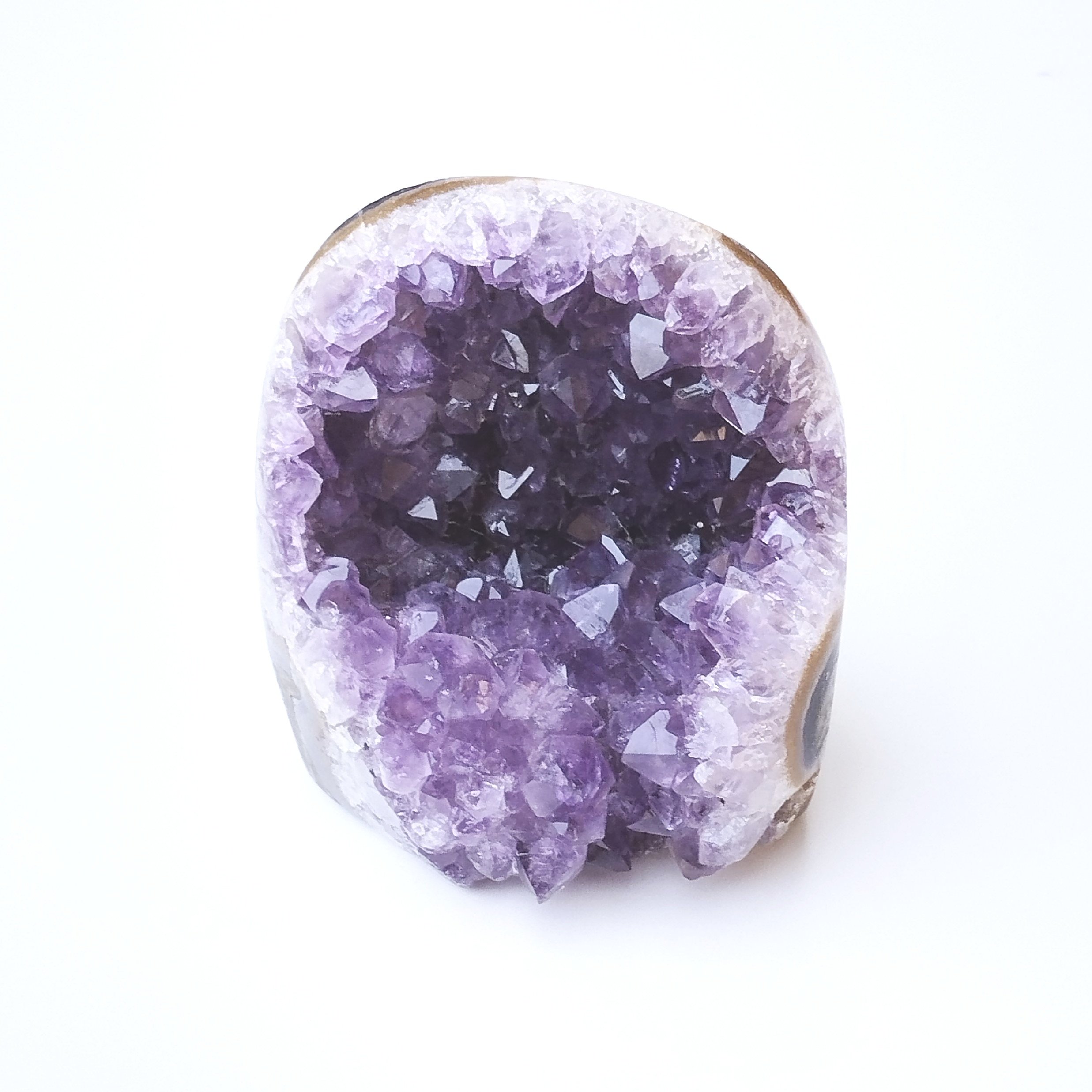 Am%C3%A9thyste+geode+06.jpg