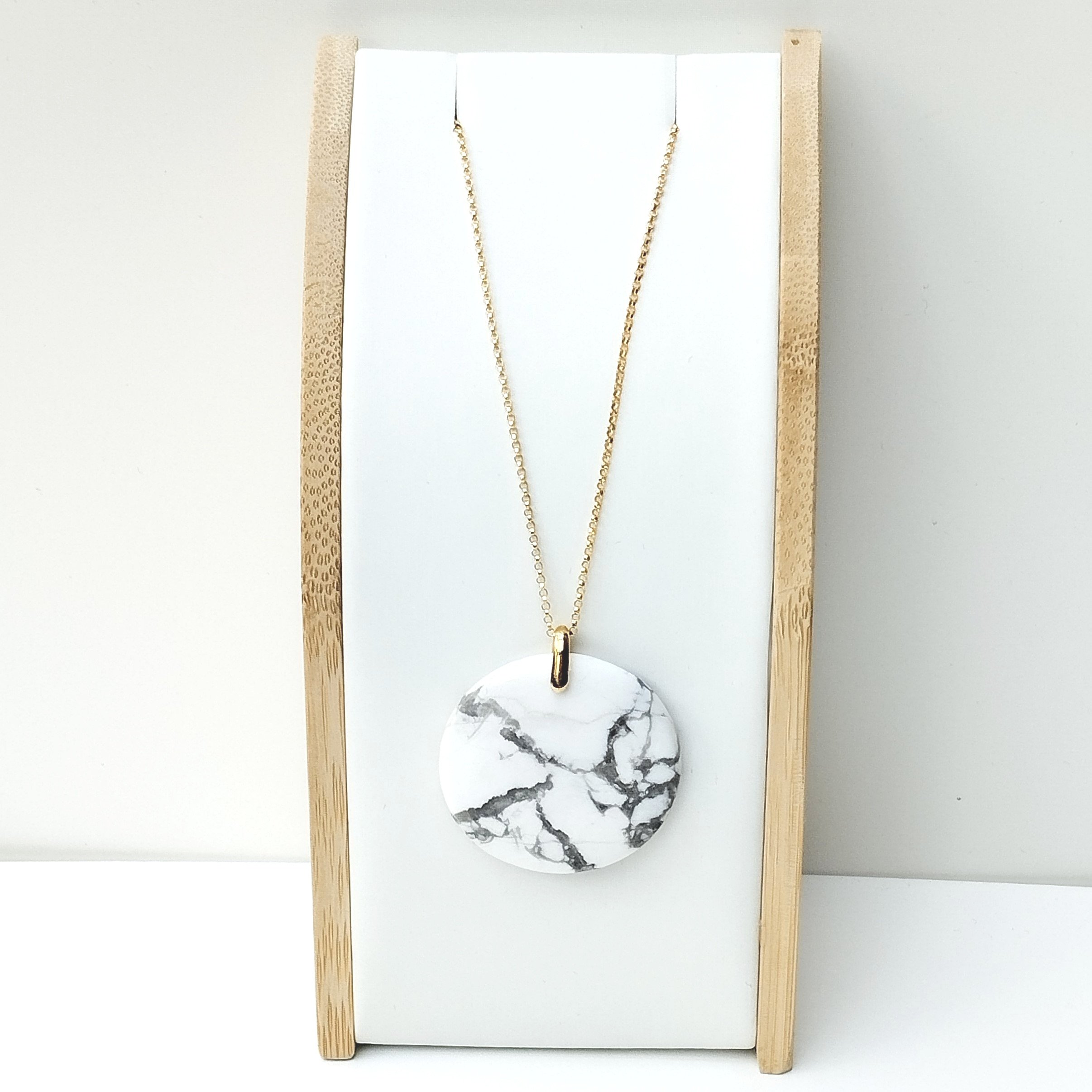 howlite+01h.jpg