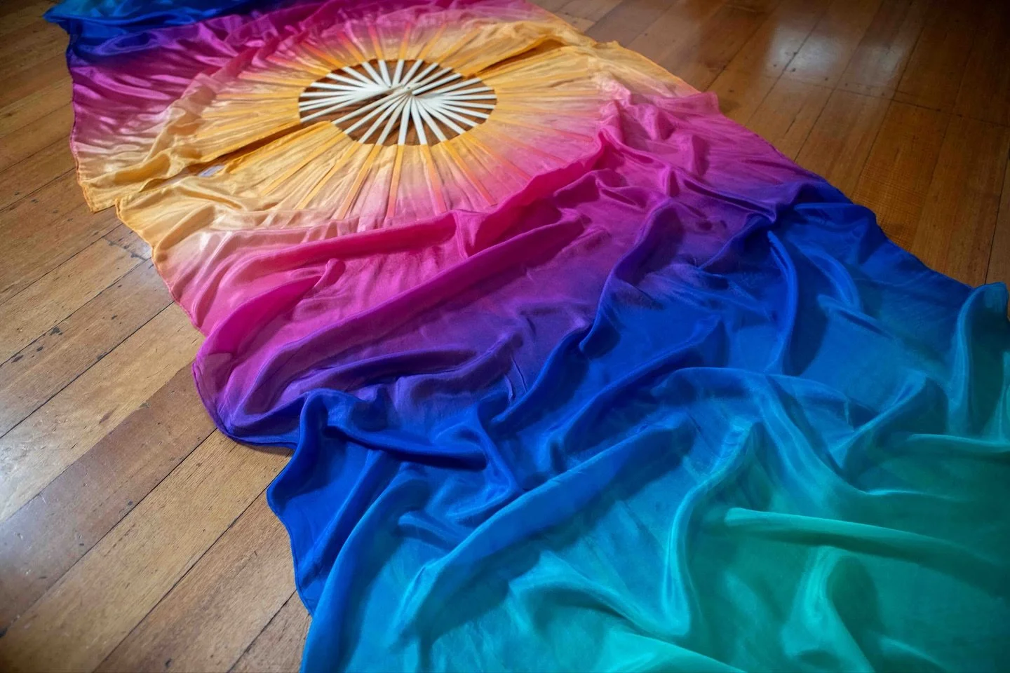 ‘Samsara’ Super Size Silk Flow Fans - now available in the shop! 
This colourway is inspired by my travels to Sri Lanka and the beautiful tapestry of embellished fabrics it offers as you walk through the local markets. 
#silkfans #dance