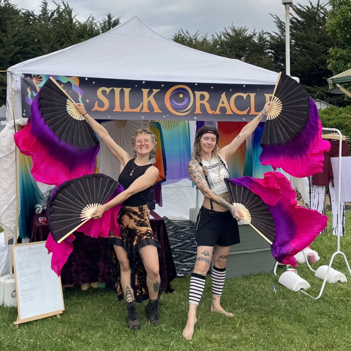 Heart full, cup overflowing 🖤✨
Still glowing after a beautiful weekend at SpinFest. We loved seeing the raffle table overflowing with Silk Oracle magic, meeting new faces, and watching our little coven grow bigger and brighter.
A special thank you t