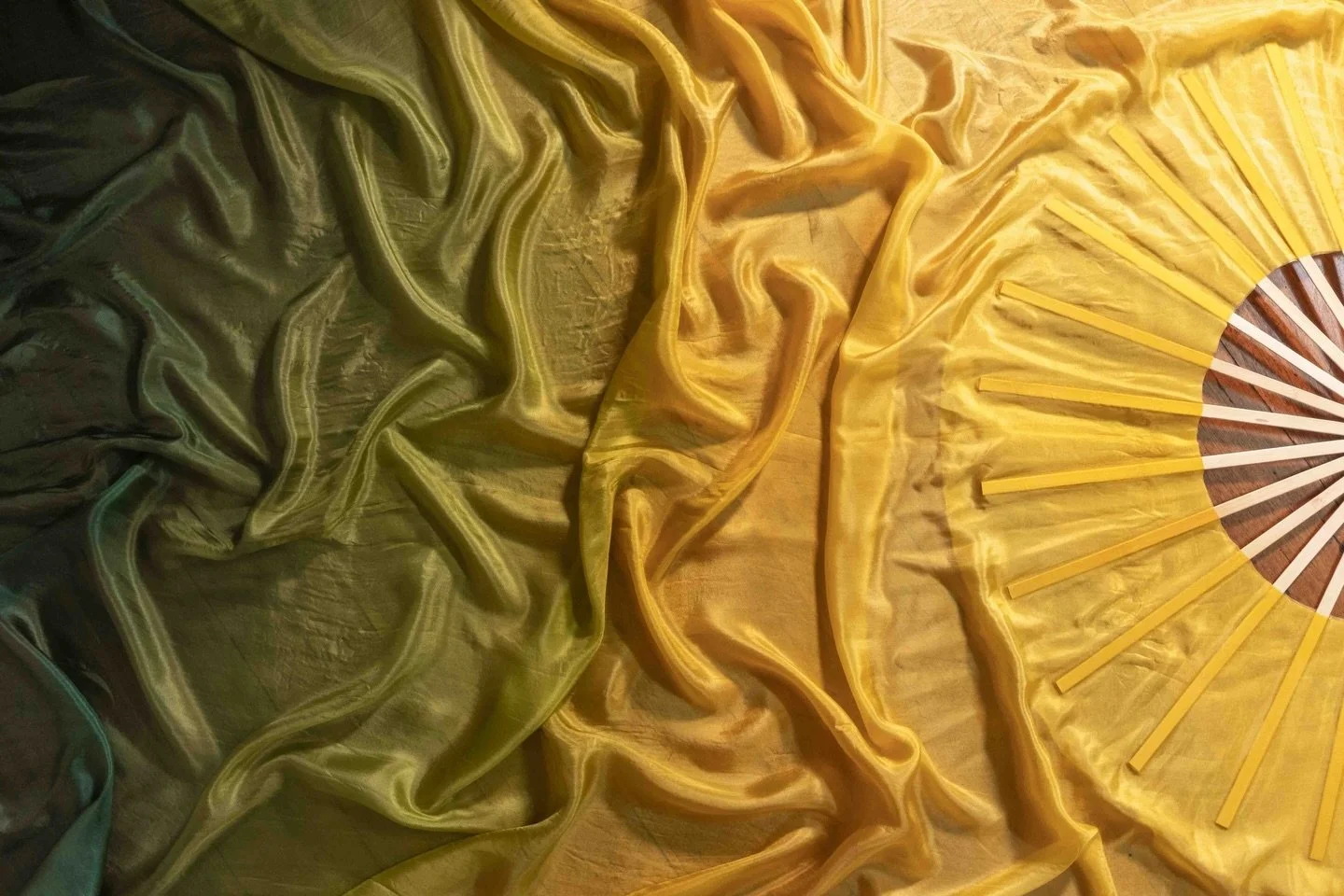 &lsquo;Sunflower&rsquo; Supersize Silk Fans - these are currently available from my latest collection 🌻

Although I recreate some colourways when I dye veils - they never turn out exactly the same, this is what makes each creation so special, it&rsq