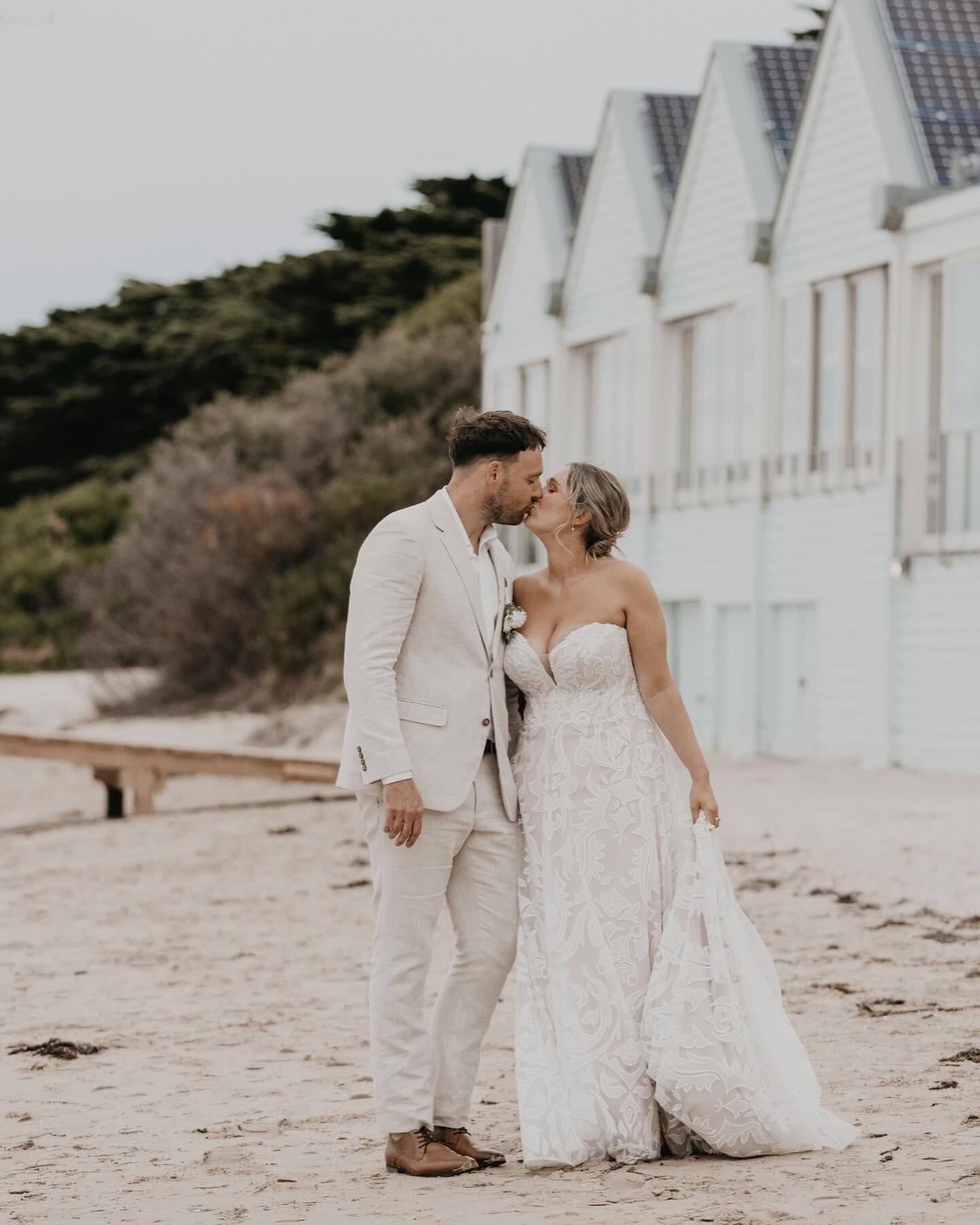 // CHECK OUT THE INCREDIBLE SUPPLIERS WHO MADE THIS DAY POSSIBLE 🫶🏻 //
.
.
Photographer: @lovebyshae 
Venue: @thebathssorrento 
Celebrant: @traciekynecelebrant 
Dress: @fairytalesbridalboutique 
Suit: @joepaulmenswear 
Florals: @uniqueimpressionflo