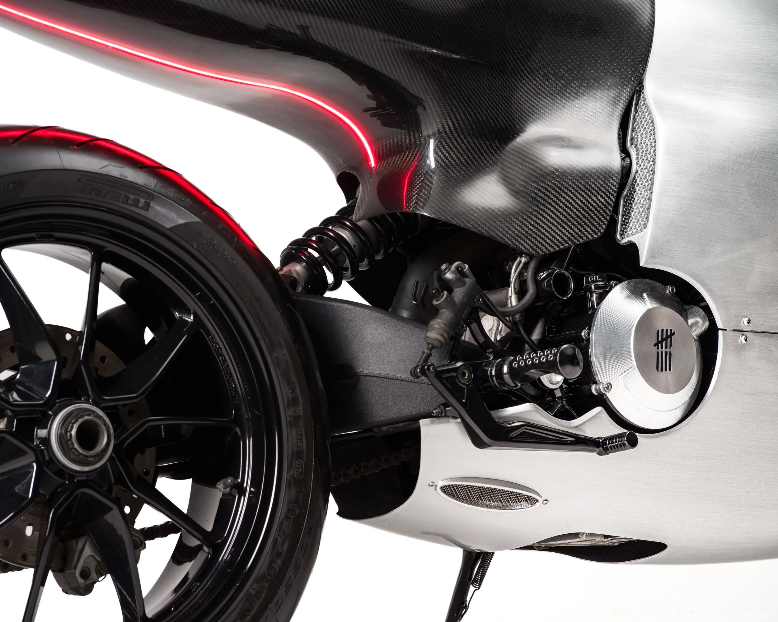 8_B9_DUCATI_821.jpg