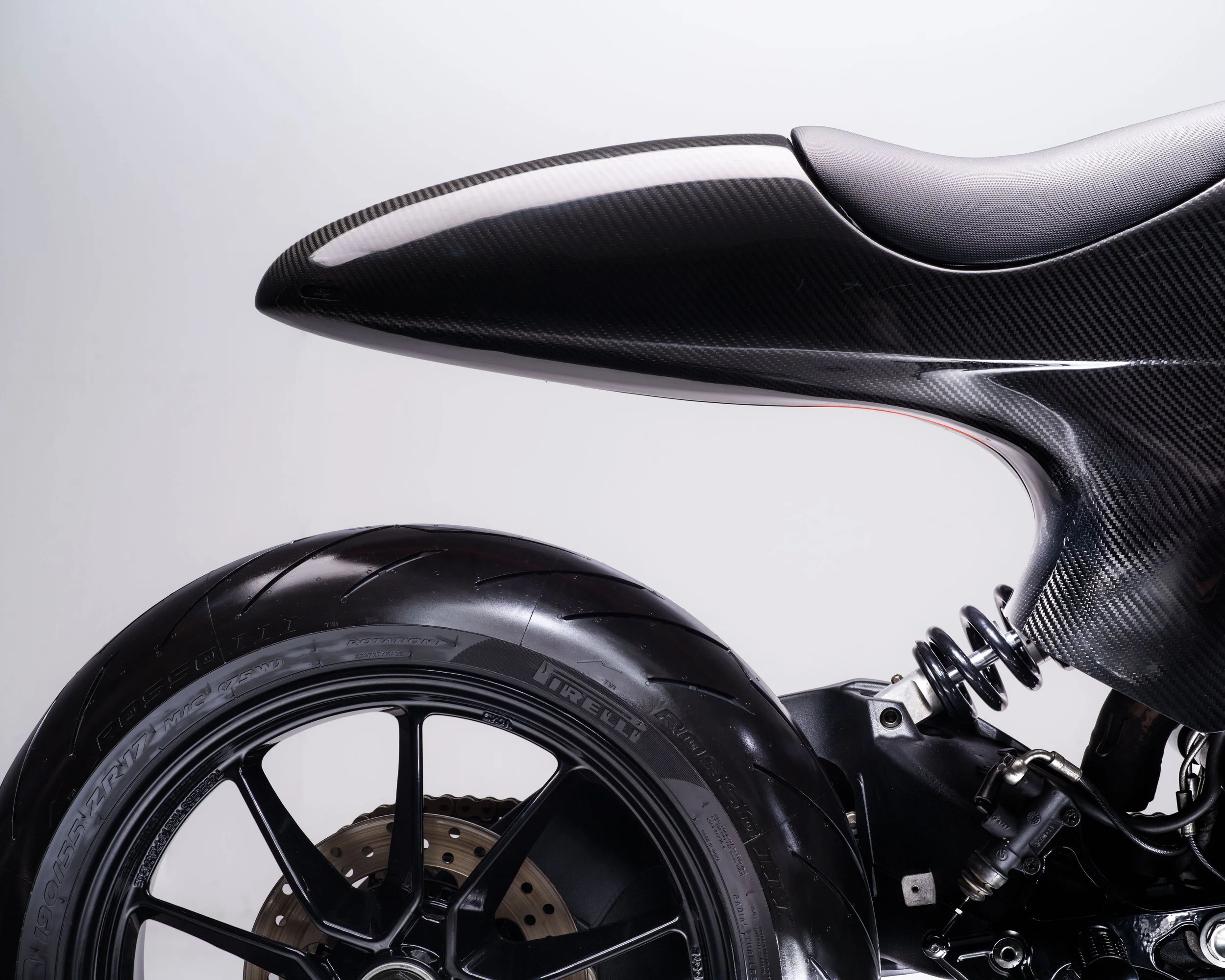 4_B9_DUCATI_821.jpg