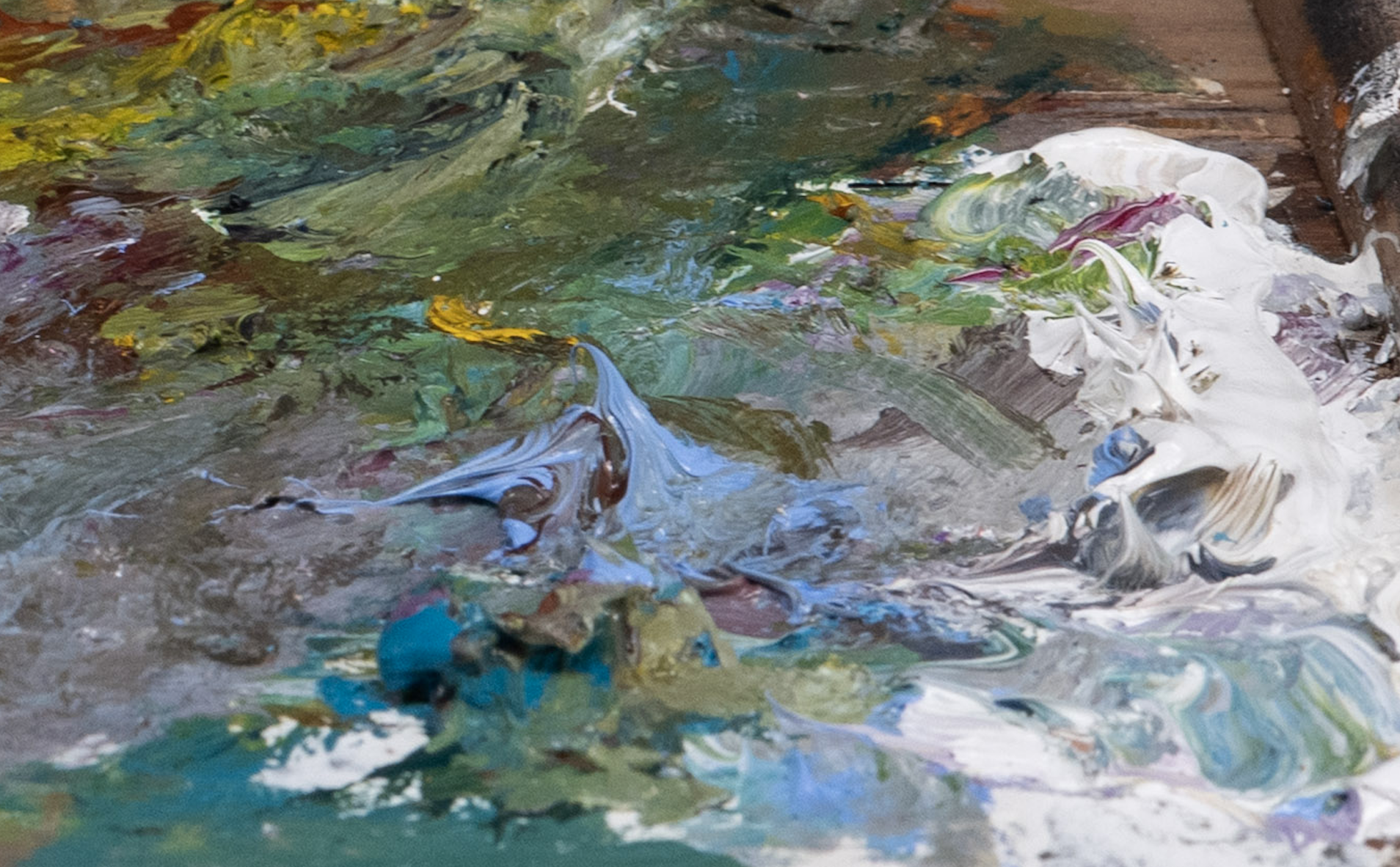 Urn in garden Palette detail.png