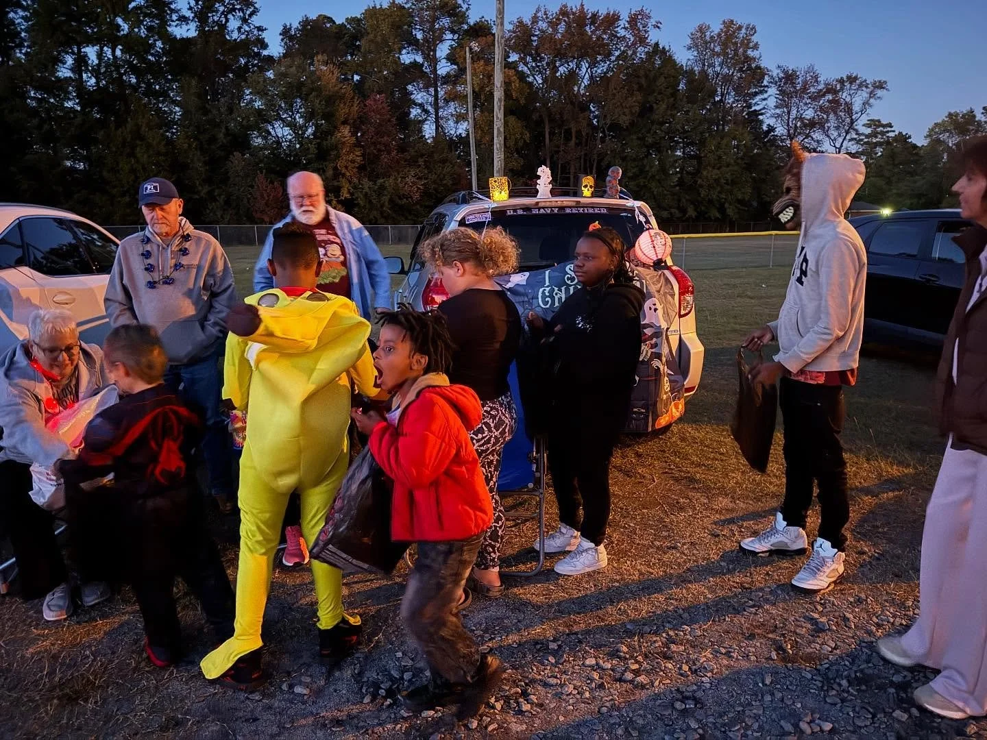 Happy Halloween! 🎃
We&rsquo;re so thankful to the Boys &amp; Girls Clubs of Wayne County for hosting such a fun Haunted House and Trunk-or-Treat event. The kids had the best time, and we loved seeing their excitement and smiles! 💕👻

🎁 Christmas i