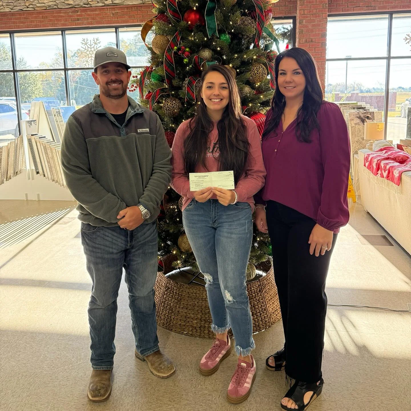 Big shoutout to Dustin and Stephanie Myers! We are incredibly grateful for the huge holiday donation they gifted to Tommy&rsquo;s Foundation. This generosity will make a real and lasting impact to the families we serve in our community. 

Because of 