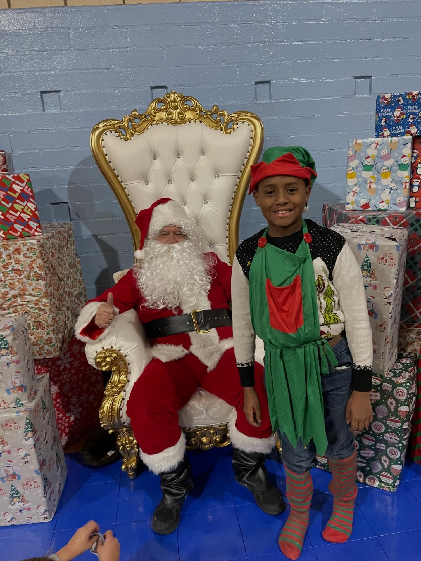 🎁 Important Sponsor Reminder 🎁

Just a reminder that all sponsored Christmas gifts are due TODAY.

If you&rsquo;ve already dropped off &mdash; THANK YOU!
If you&rsquo;re planning to drop off today, we appreciate you so much.

Because of you, childr