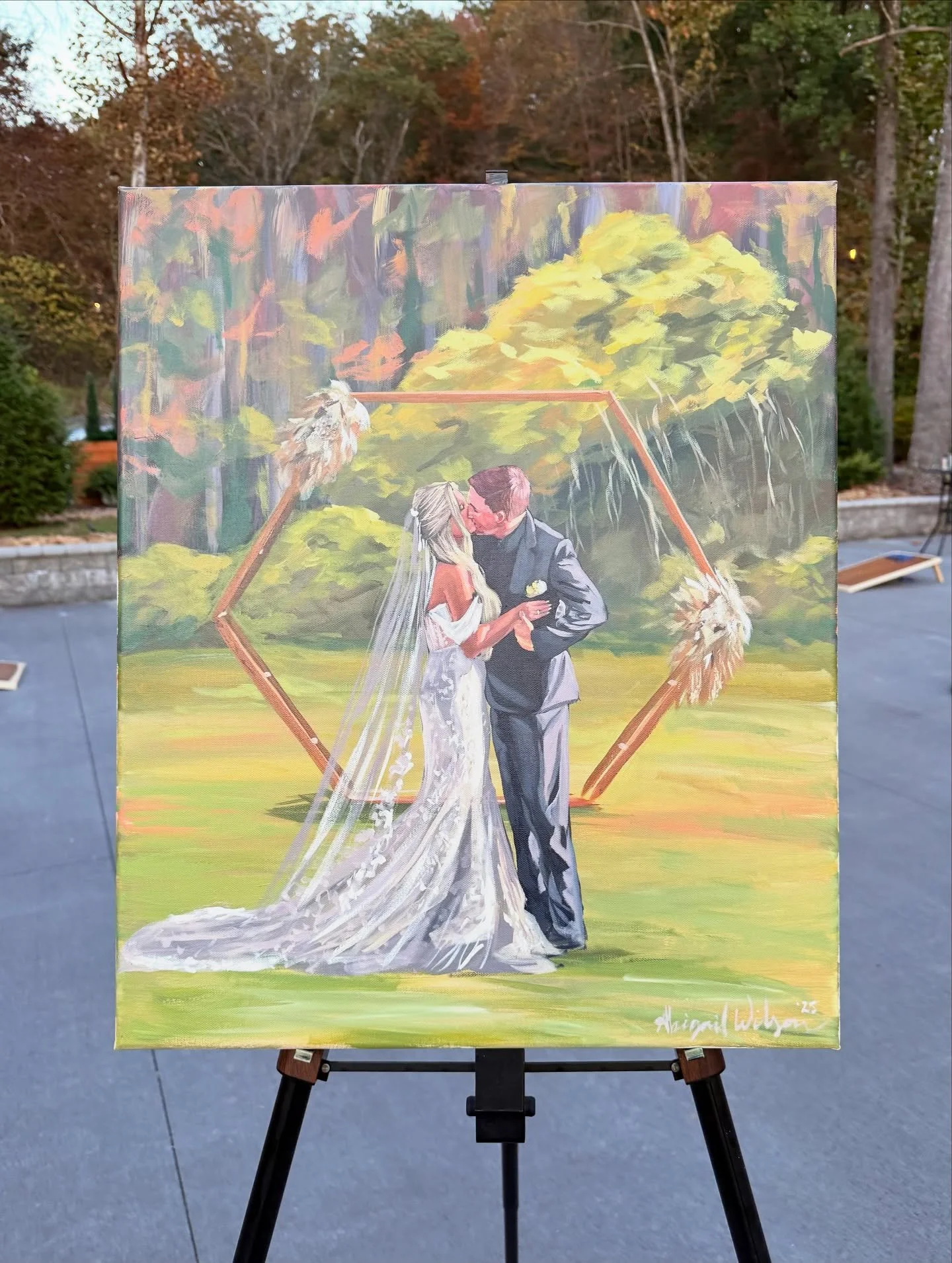 You deserve a painting that actually looks like you &mdash; and feels like your story. 

Every couple has something special about them &mdash; the sparkle, the movement, the warmth. My favorite challenge is translating that energy into color, light, 