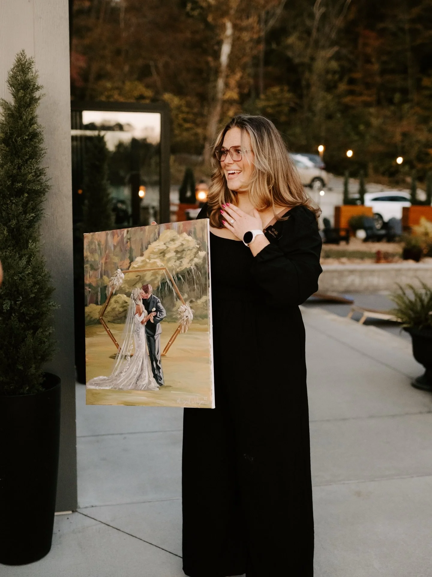 I LOVS MY CLIENTS!!! I can&rsquo;t believe I get to call this my job😭

Creating an heirloom ON their wedding day AT their wedding, for all of their loved ones to see&hellip; what a special and unique opportunity🥰

I feel so honored to be chosen by 