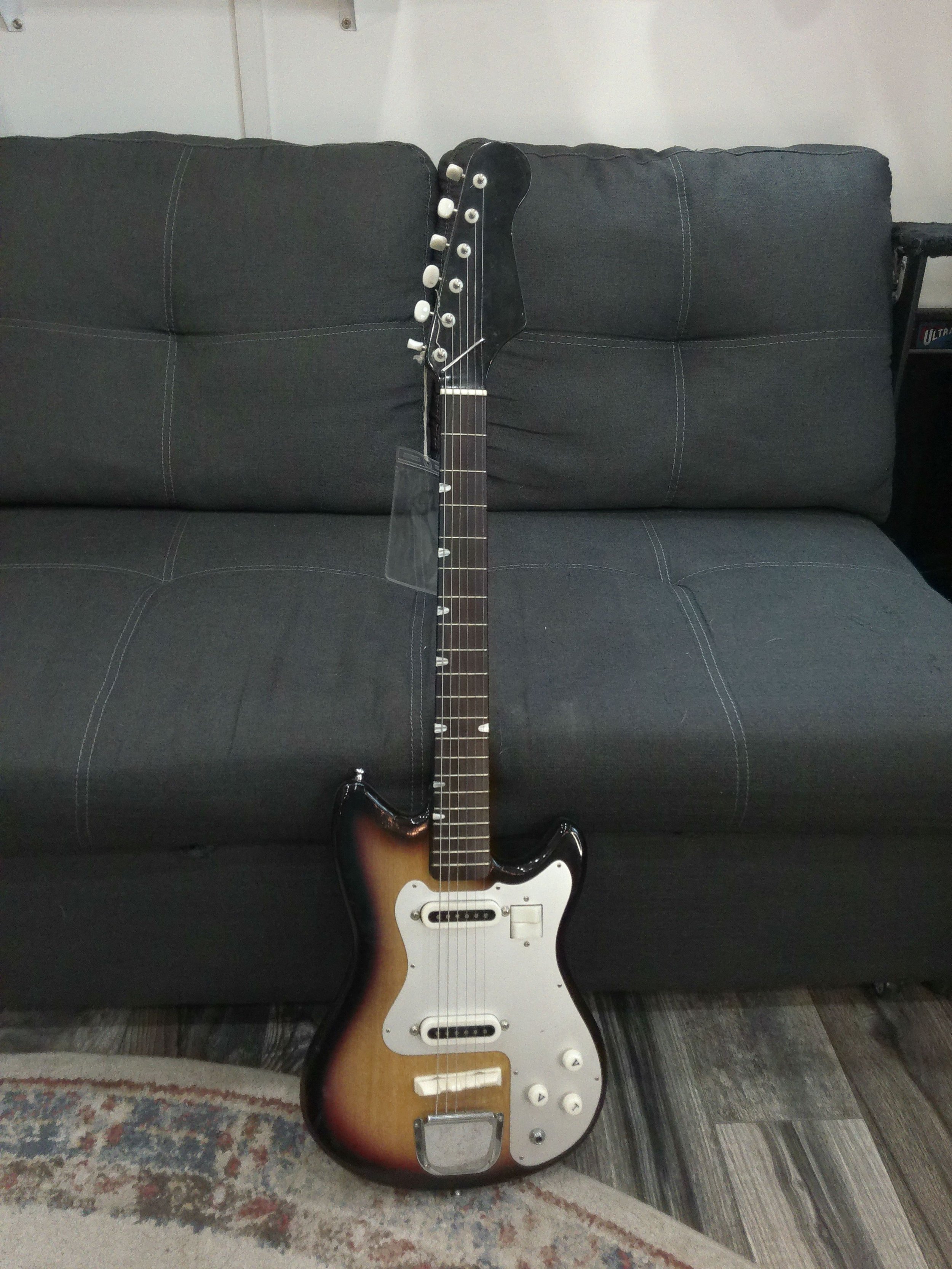 Teisco Zen-on - Amber Sunburst