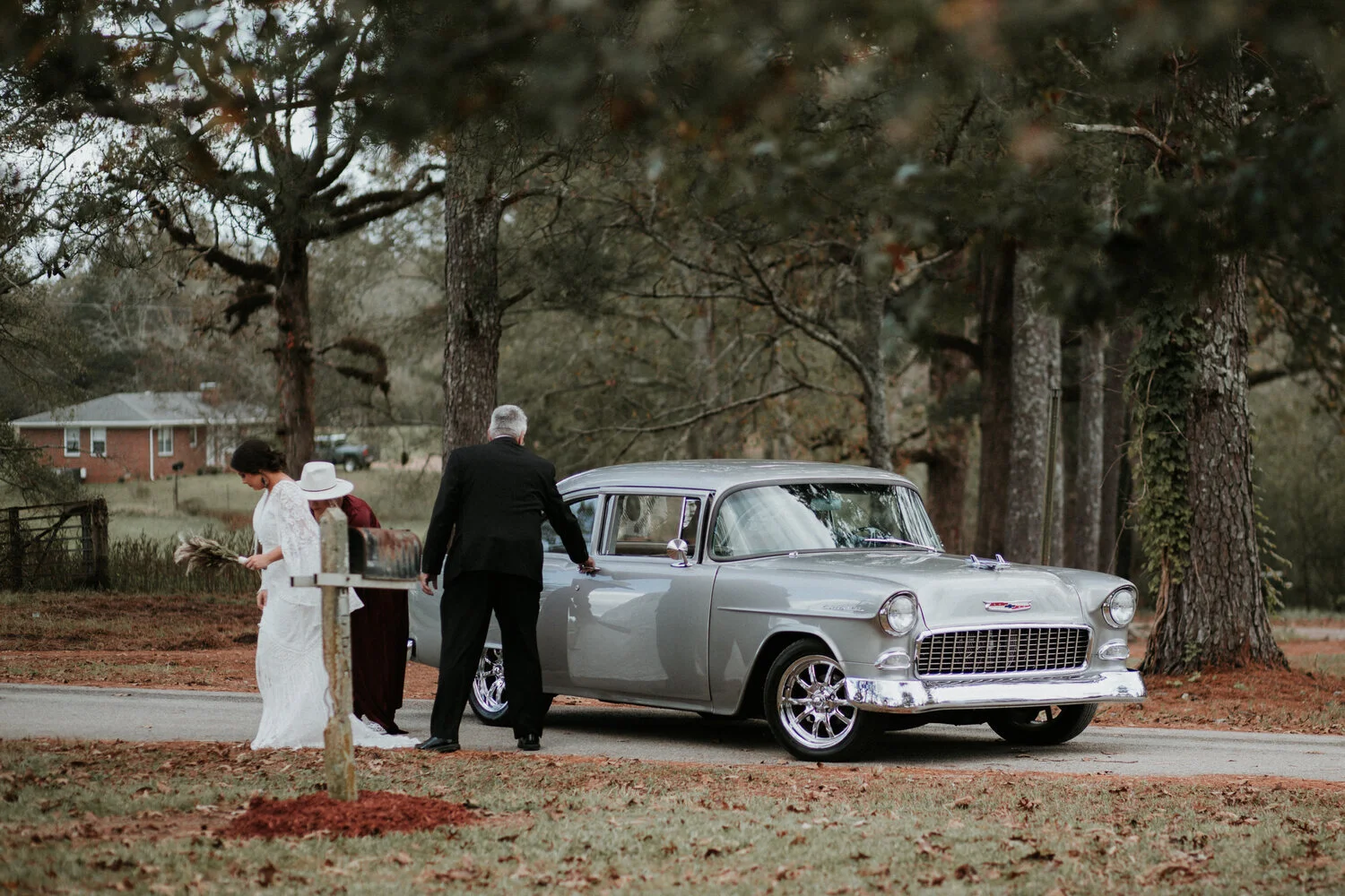 antique-car-wedding.jpg