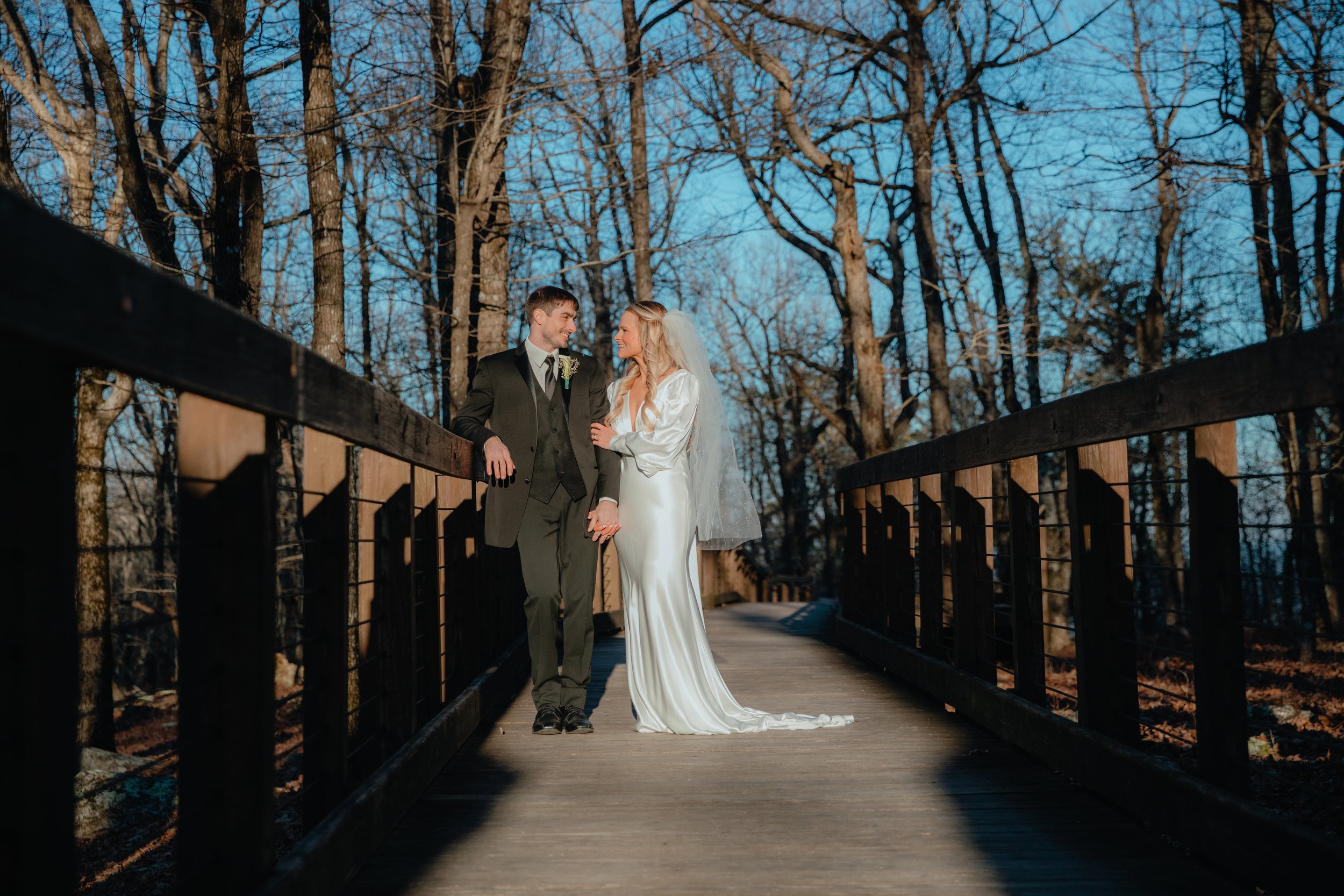 alabama-wedding-photographer-anniston-luxury-storytelling-luxury-best-documentary-cheaha-mountain-elopement.jpg