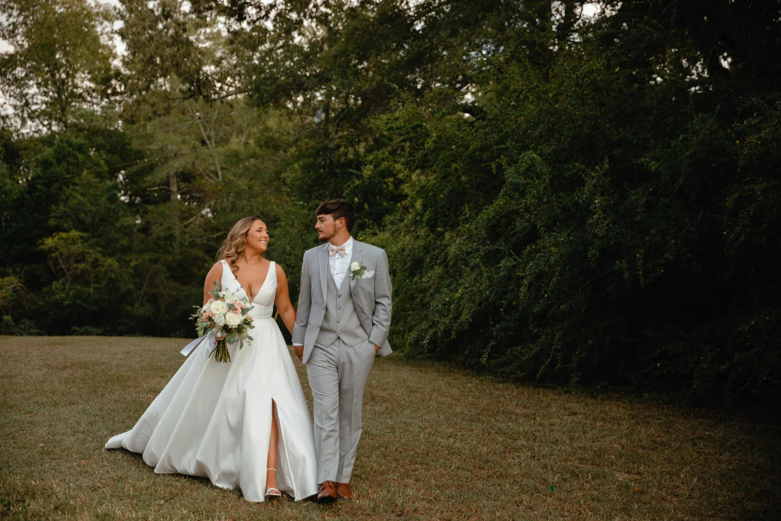 alabama-wedding-photographer-anniston-luxury-storytelling-luxury-best-documentary-couple.jpg
