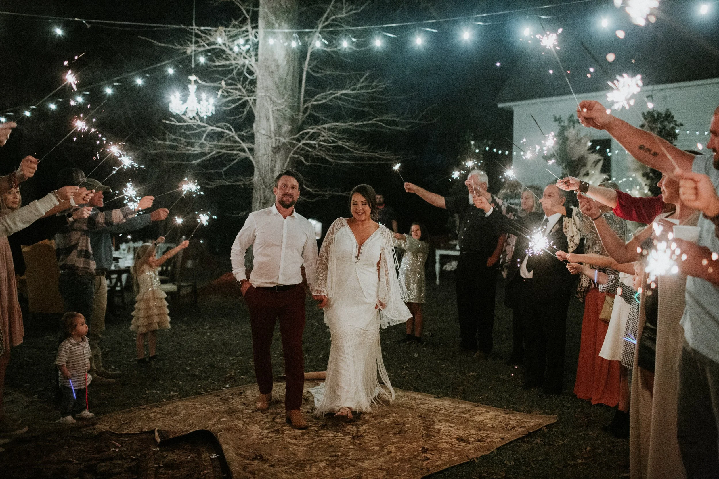 alabama-wedding-photographer-anniston-luxury-storytelling-luxury-best-documentary-ohatchee-backyard-diy.jpg