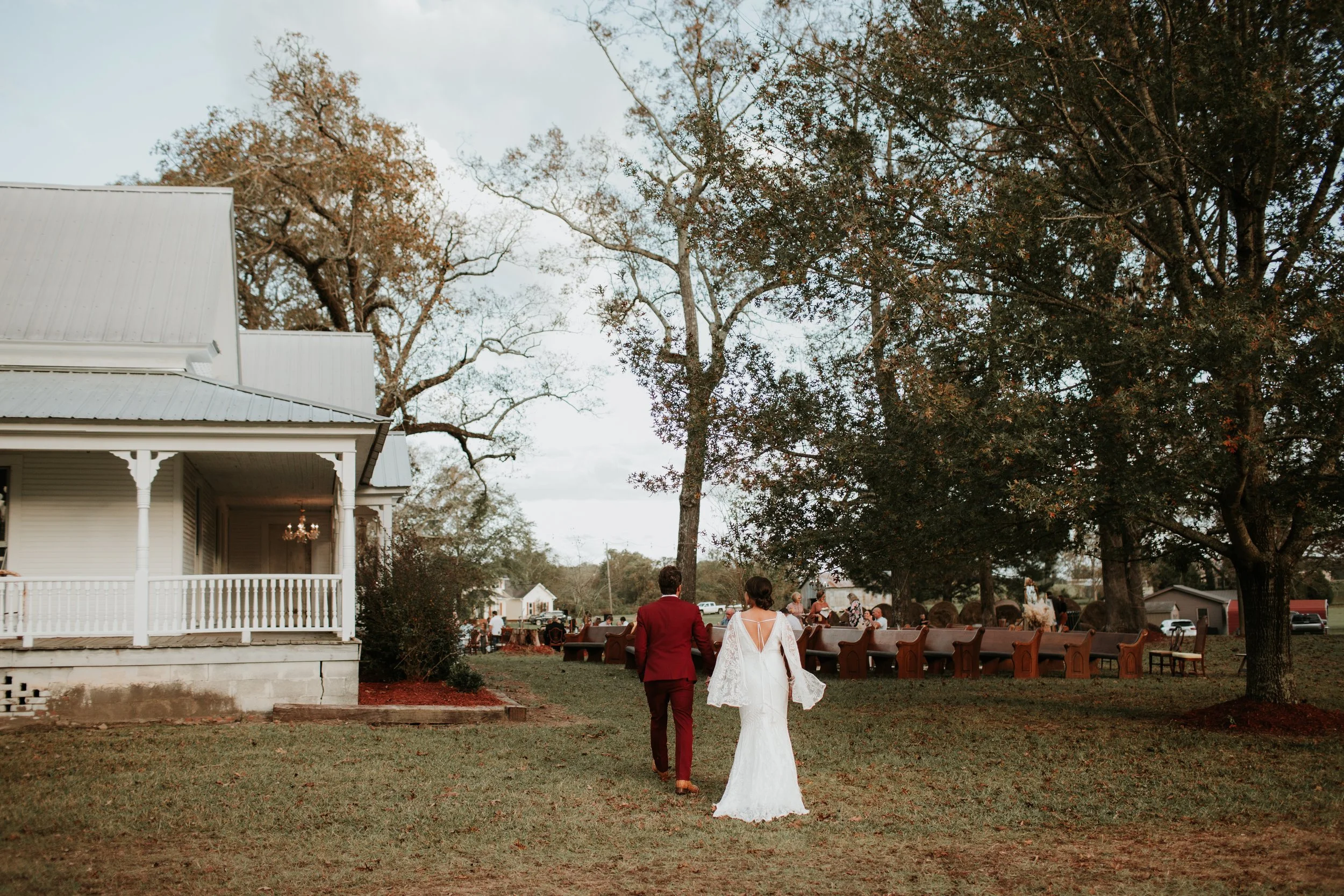 alabama-wedding-photographer-anniston-luxury-storytelling-luxury-best-documentary-ohatchee-backyard-diy.jpg