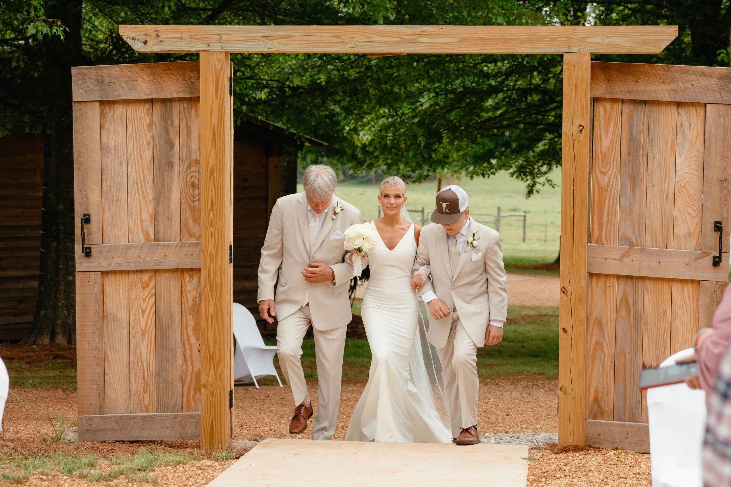 alabama-wedding-photographer-anniston-luxury-storytelling-luxury-best-documentary-hall-farms.jpg
