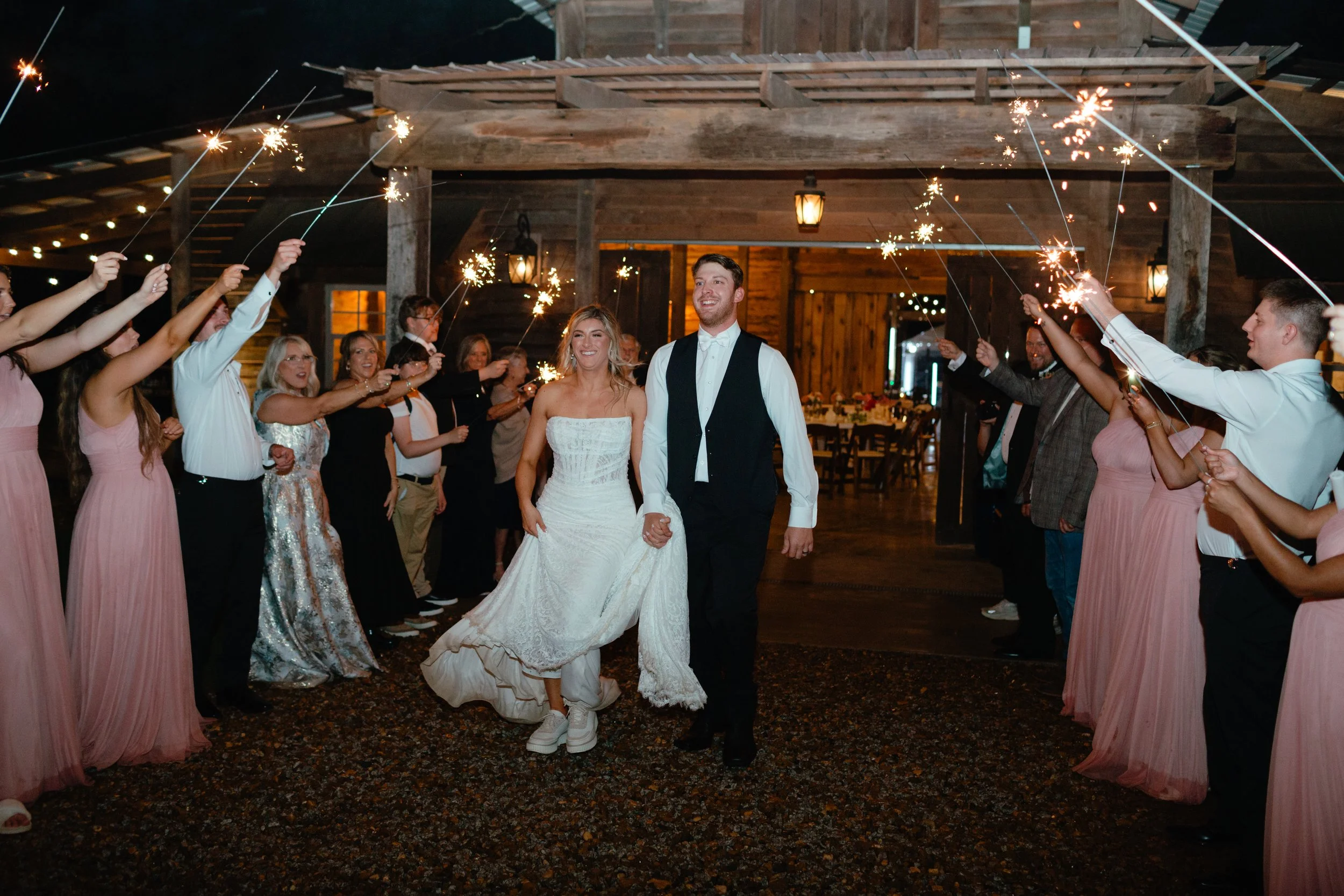 alabama-wedding-photographer-anniston-luxury-storytelling-luxury-best-documentary-hall-farms.jpg