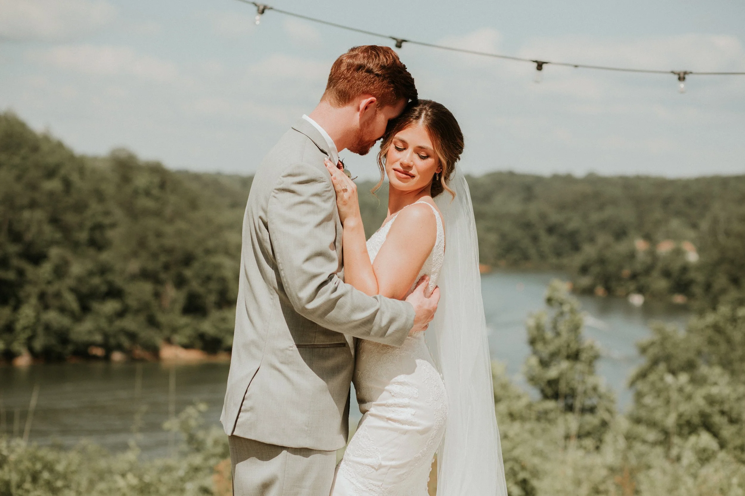 THE BARN AT SMITH LAKE