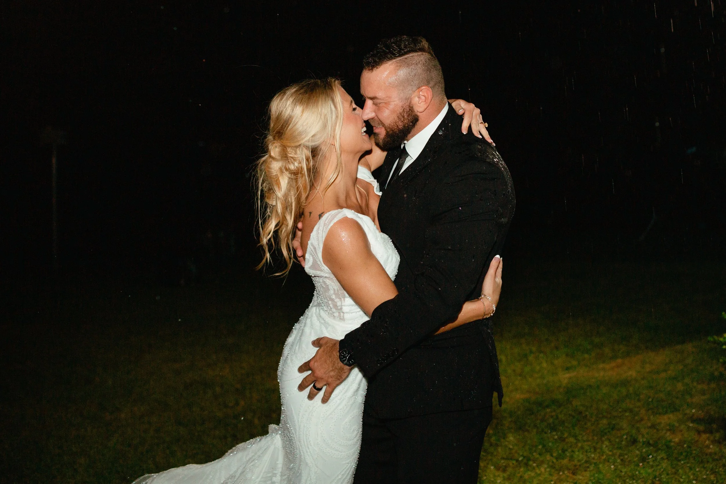 HOW TO CHOOSE THE BEST WEDDING PHOTOGRAPHER IN ALABAMA