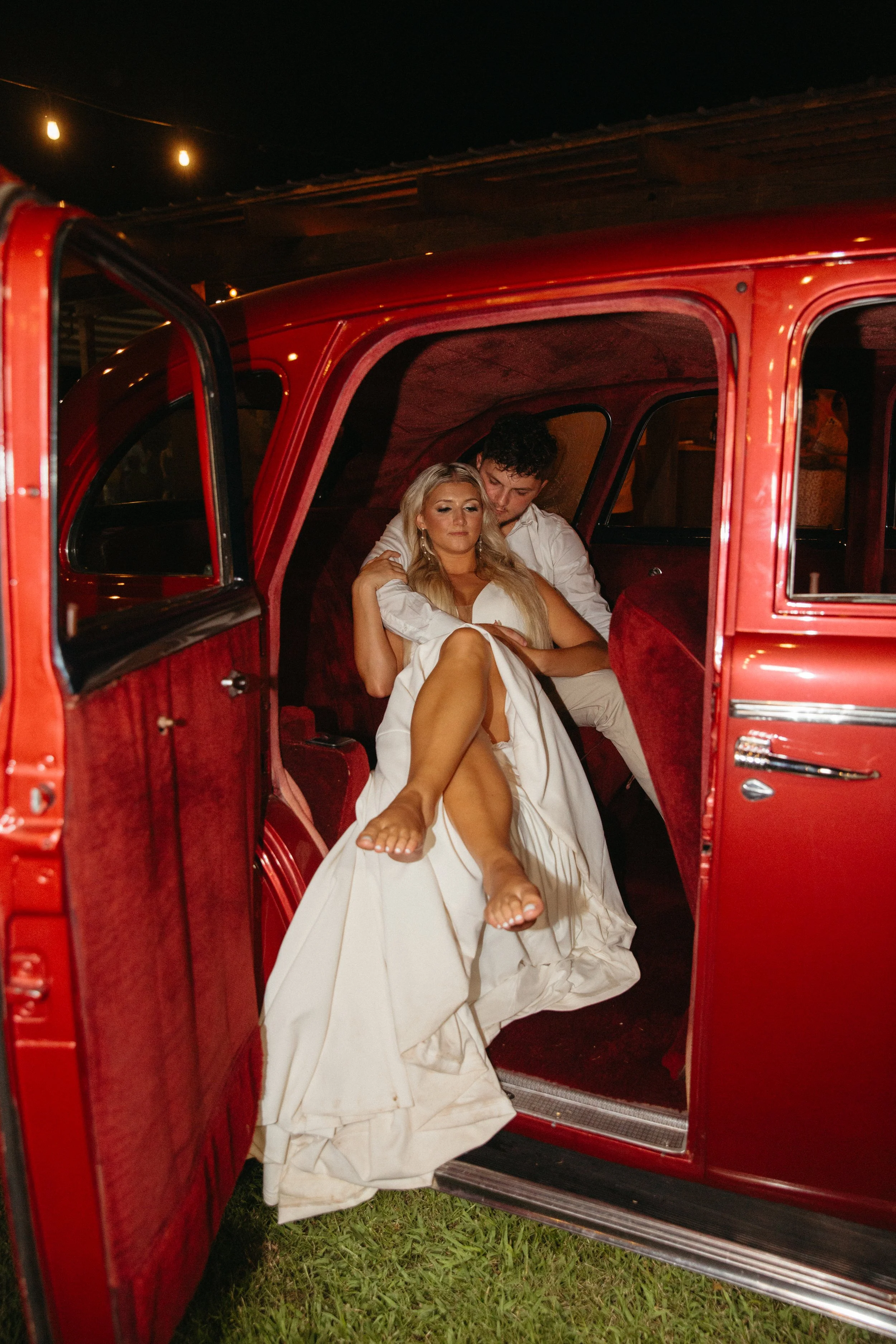 vintage-car-hall-farms-wedding