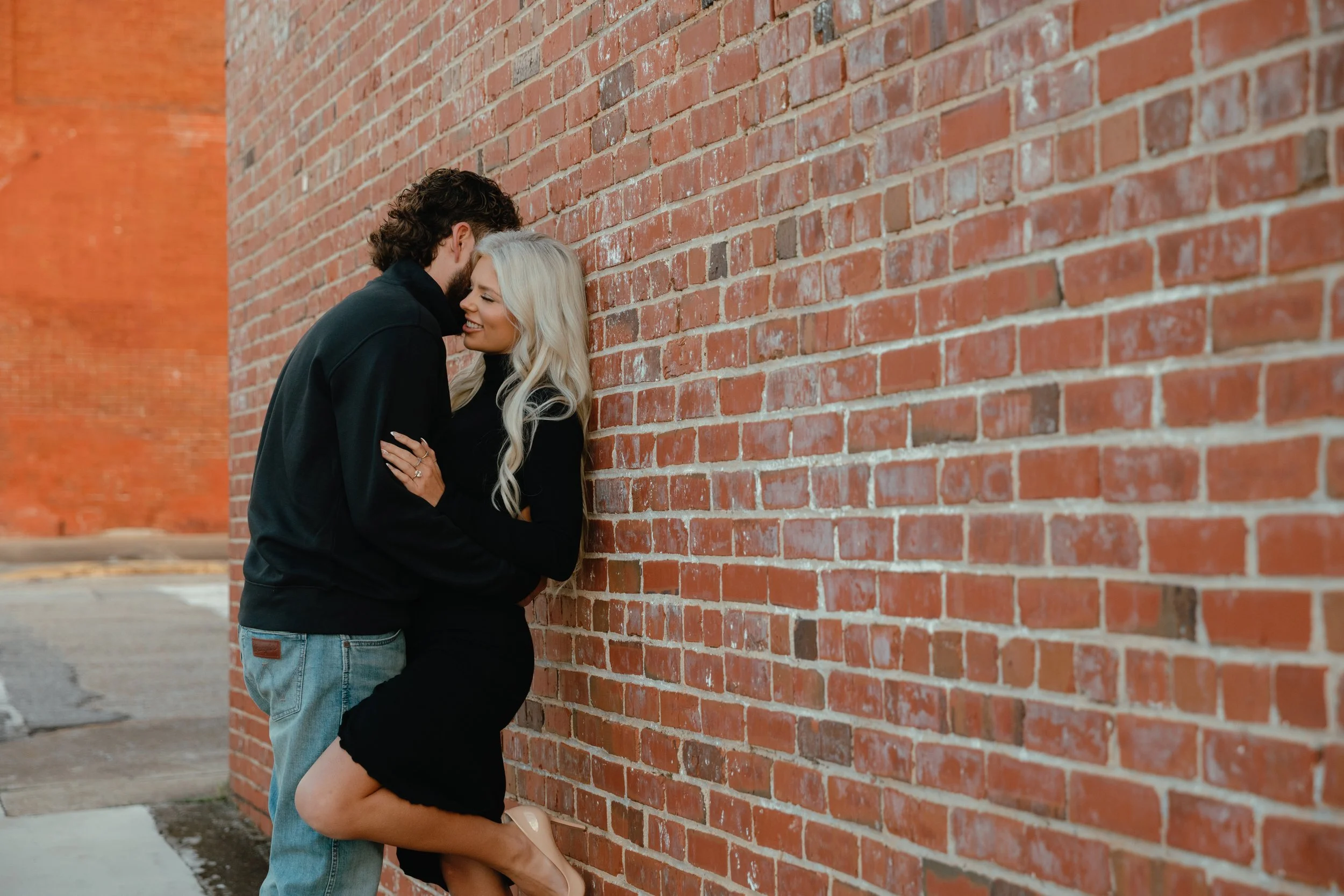 downtown engagement session in anniston alabama