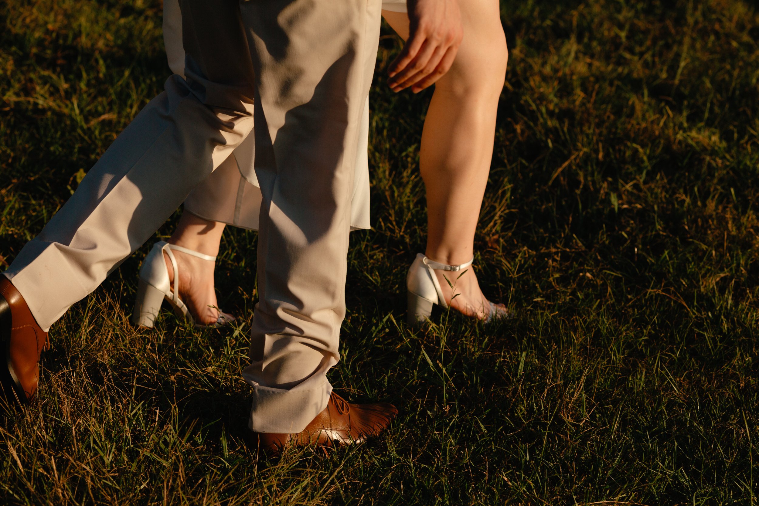 THE ALABAMA BRIDE’S GUIDE TO WEDDING PHOTOS THAT ACTUALLY FEEL LIKE YOU.