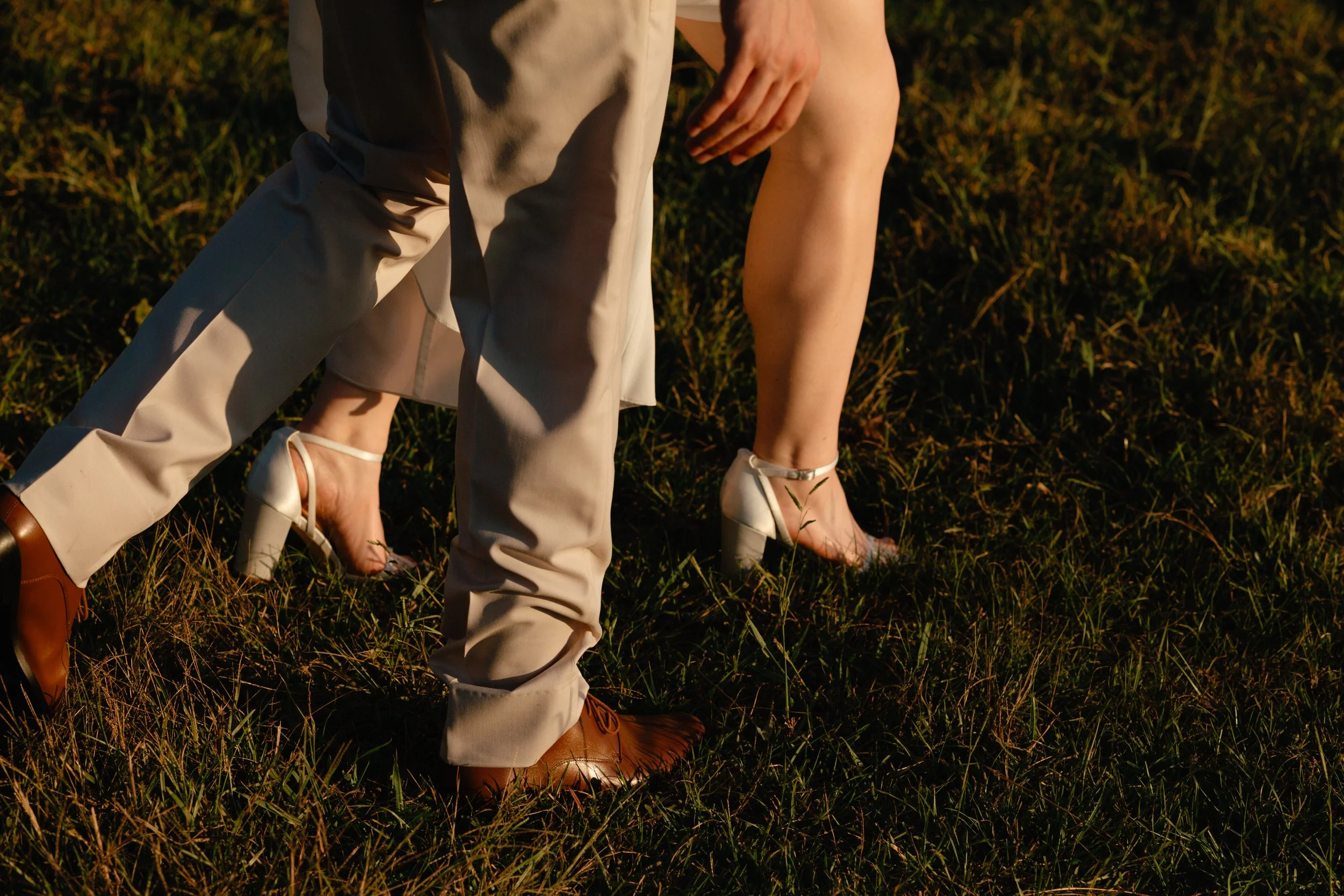 THE ALABAMA BRIDE’S GUIDE TO WEDDING PHOTOS THAT ACTUALLY FEEL LIKE YOU.