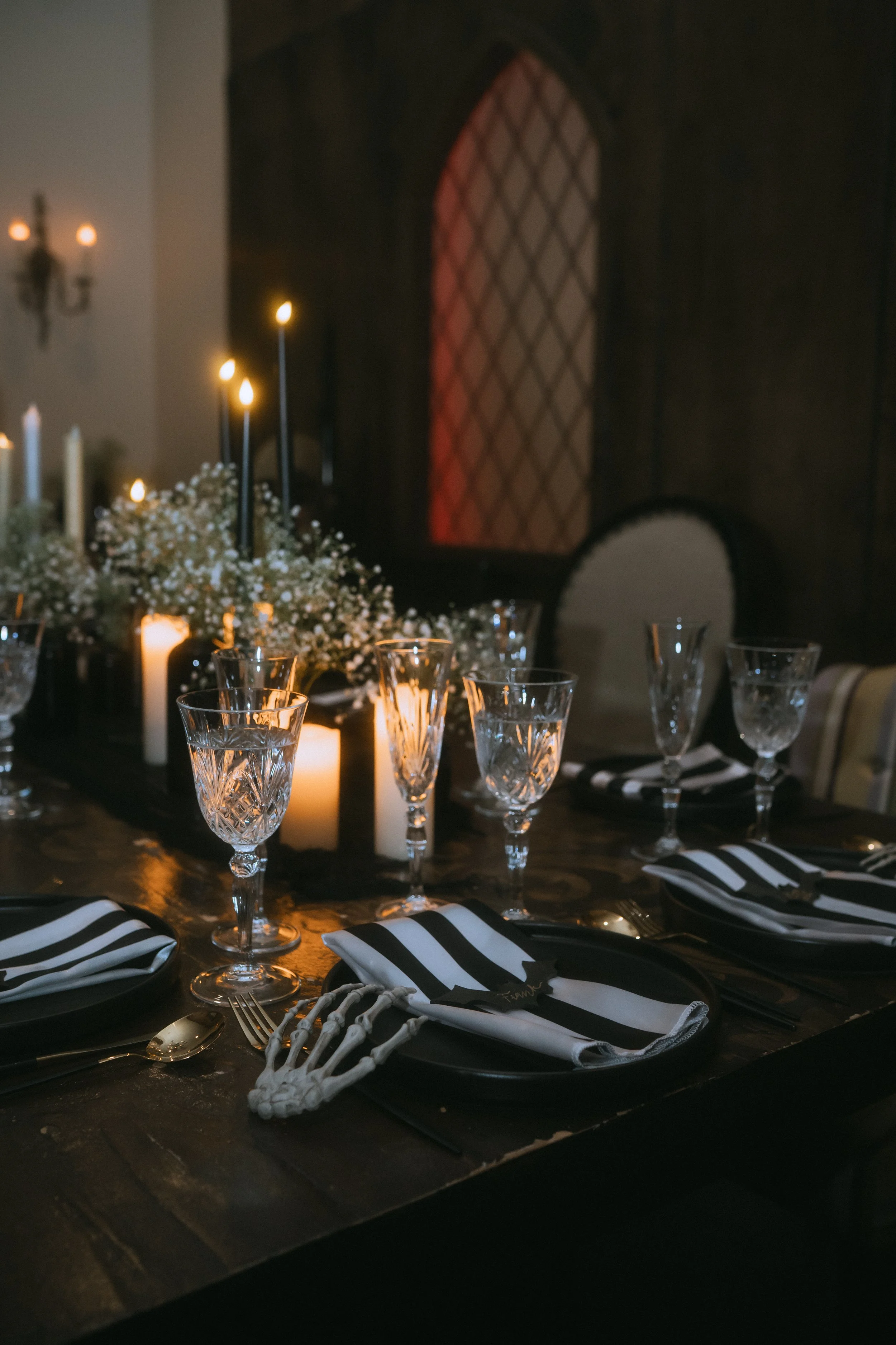 alternative wedding tablescape.jpg