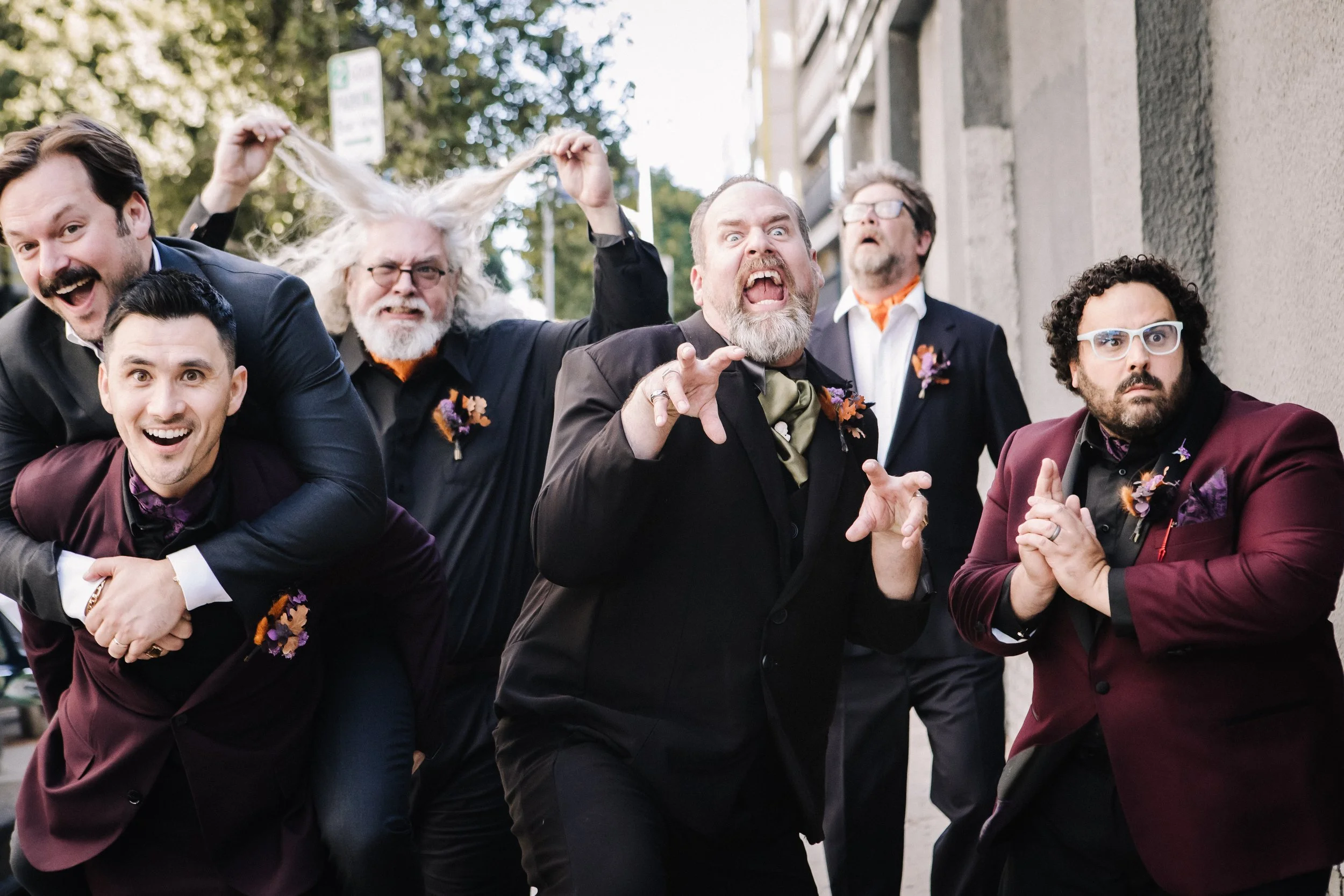 non-traditional wedding groomsmen photos.jpg