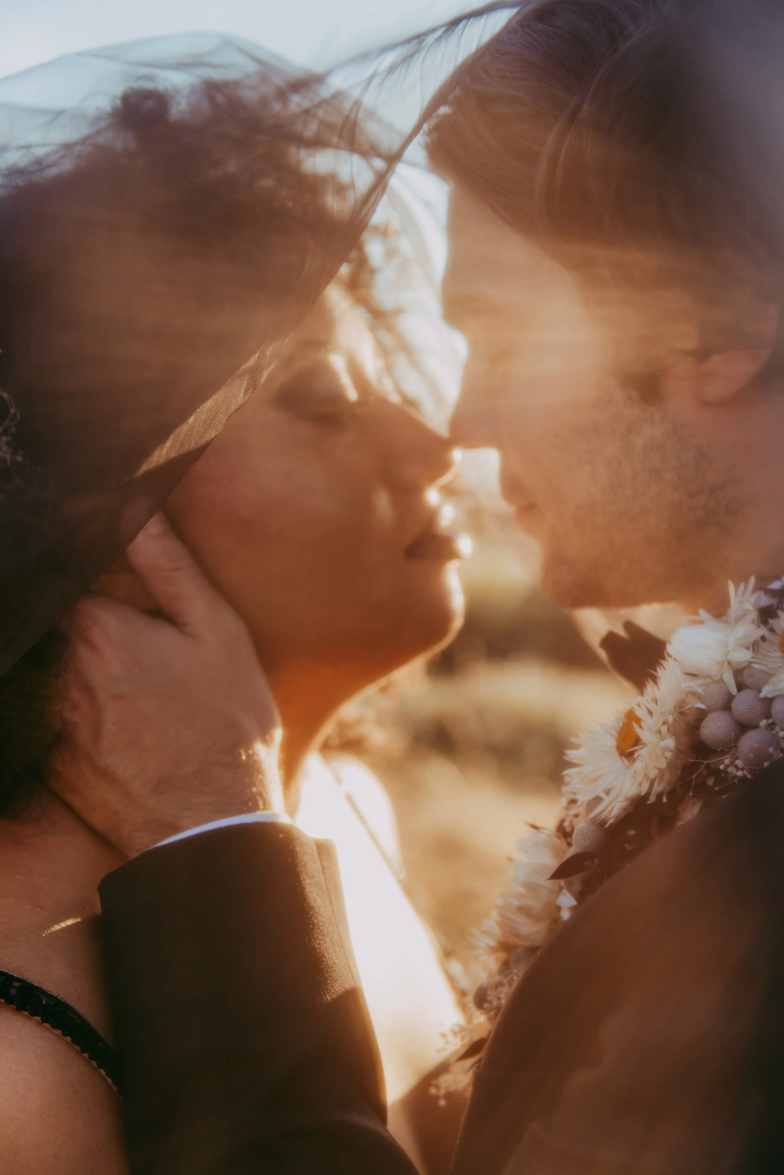 alternative couple sunset photos.jpg