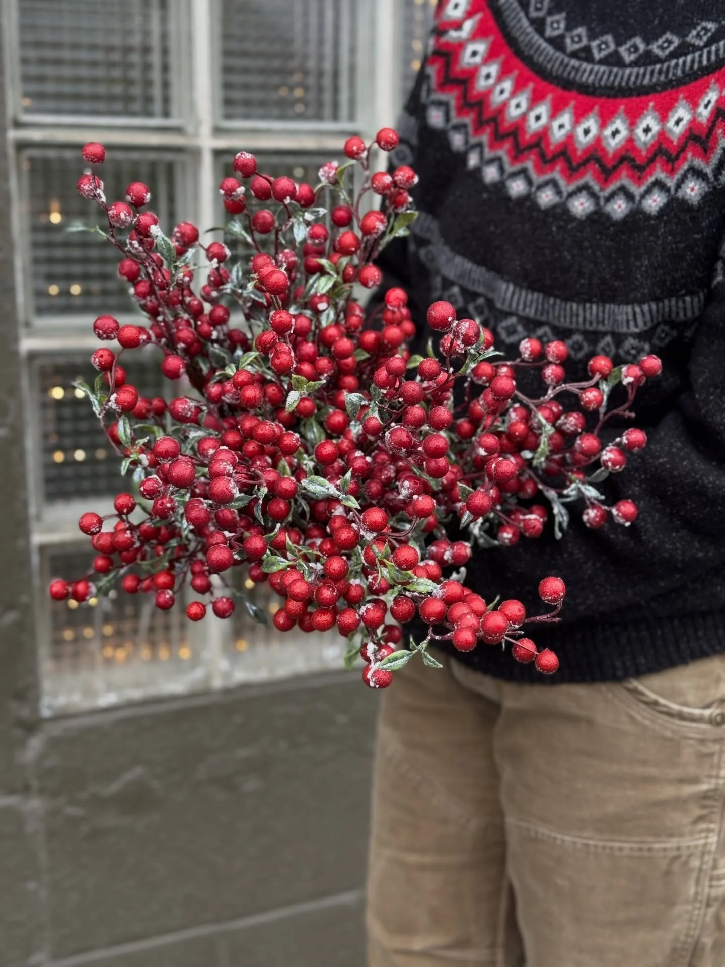 12 Days Of Christmas- December 2nd- 12% Off Artificial Christmas Wreaths, Garlands and Stems 

#foragesistersfloraldesign #quincywa #12daysofchristmas🎄 #christmaswreath #shopsmall