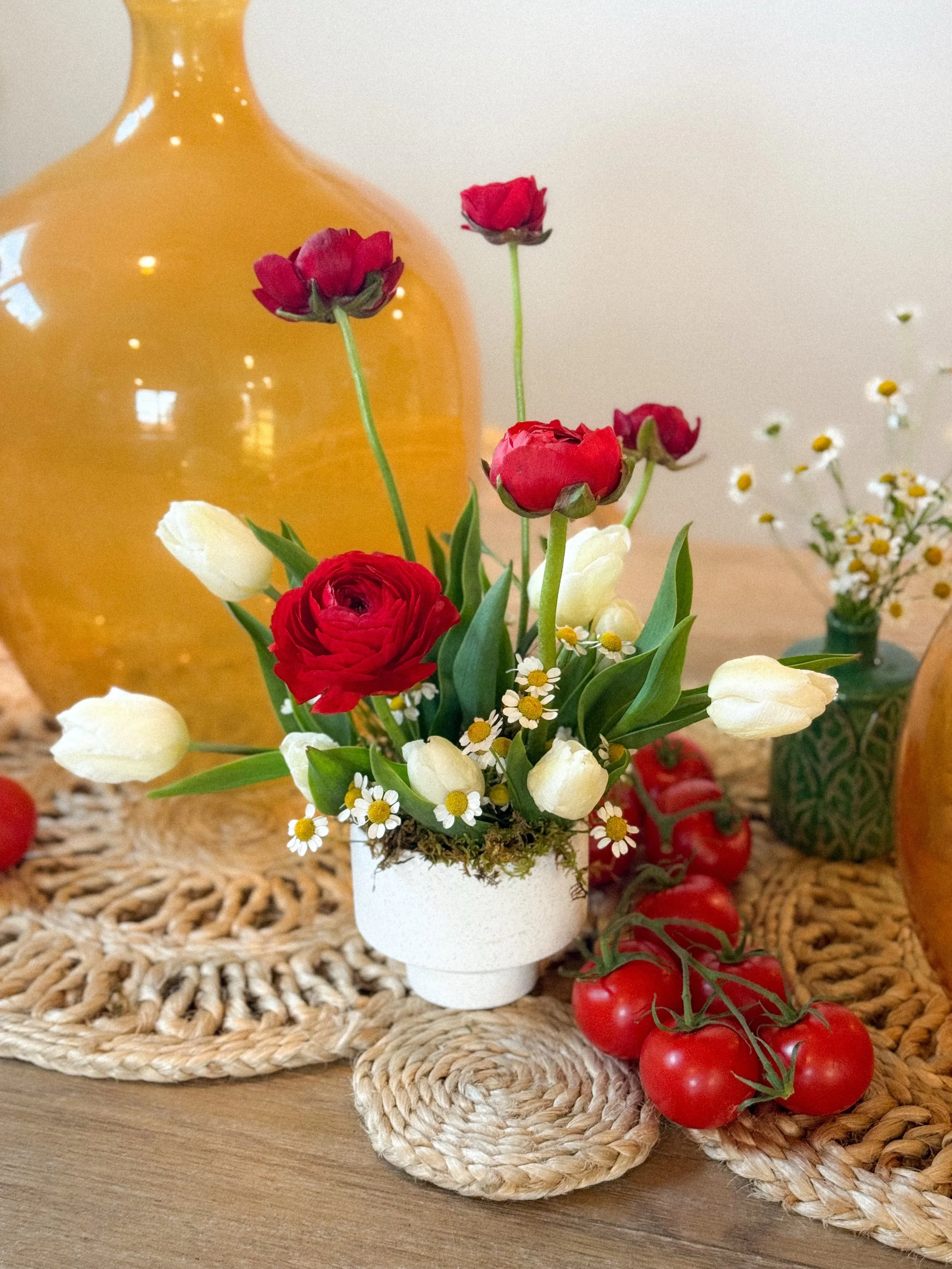 Planning a dinner party? Let us help make the night unforgettable through florals, tablescapes, and all the little details that make guests stop and say wow 

This little &ldquo;Ciao Bella&rdquo; inspired setup was giving all the Italian dinner party