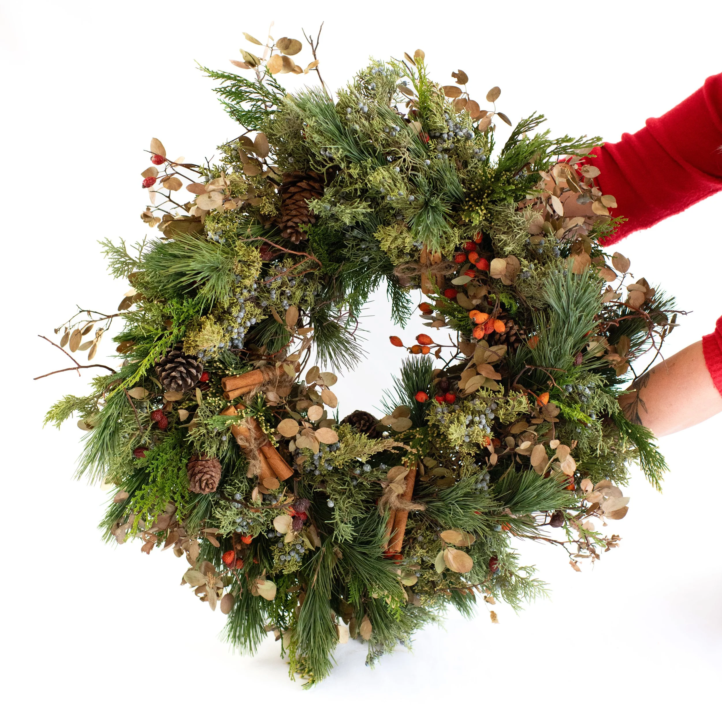 28 Inch Deluxe Wreath