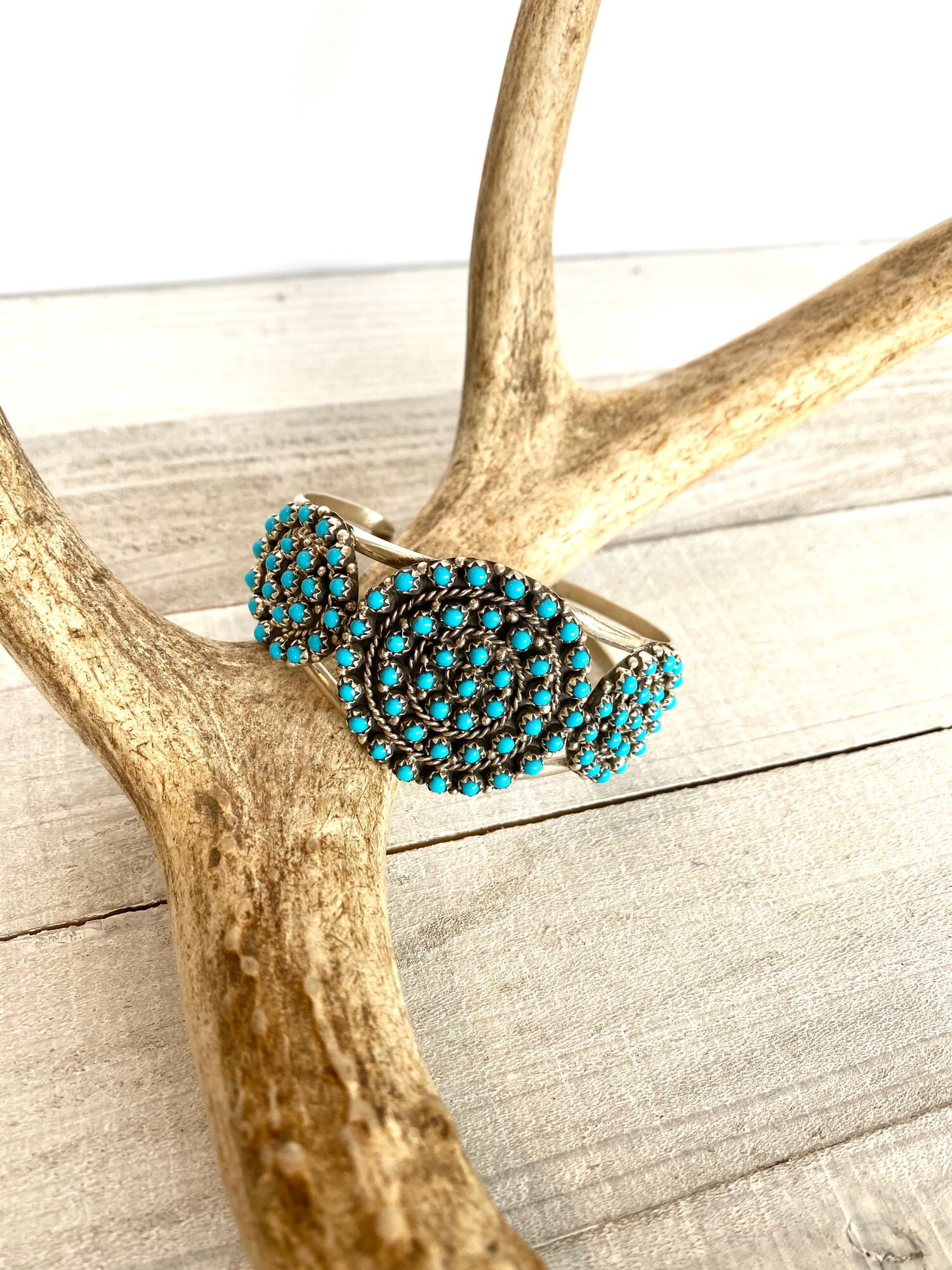 Zuni Turquoise Cuff 2.jpeg