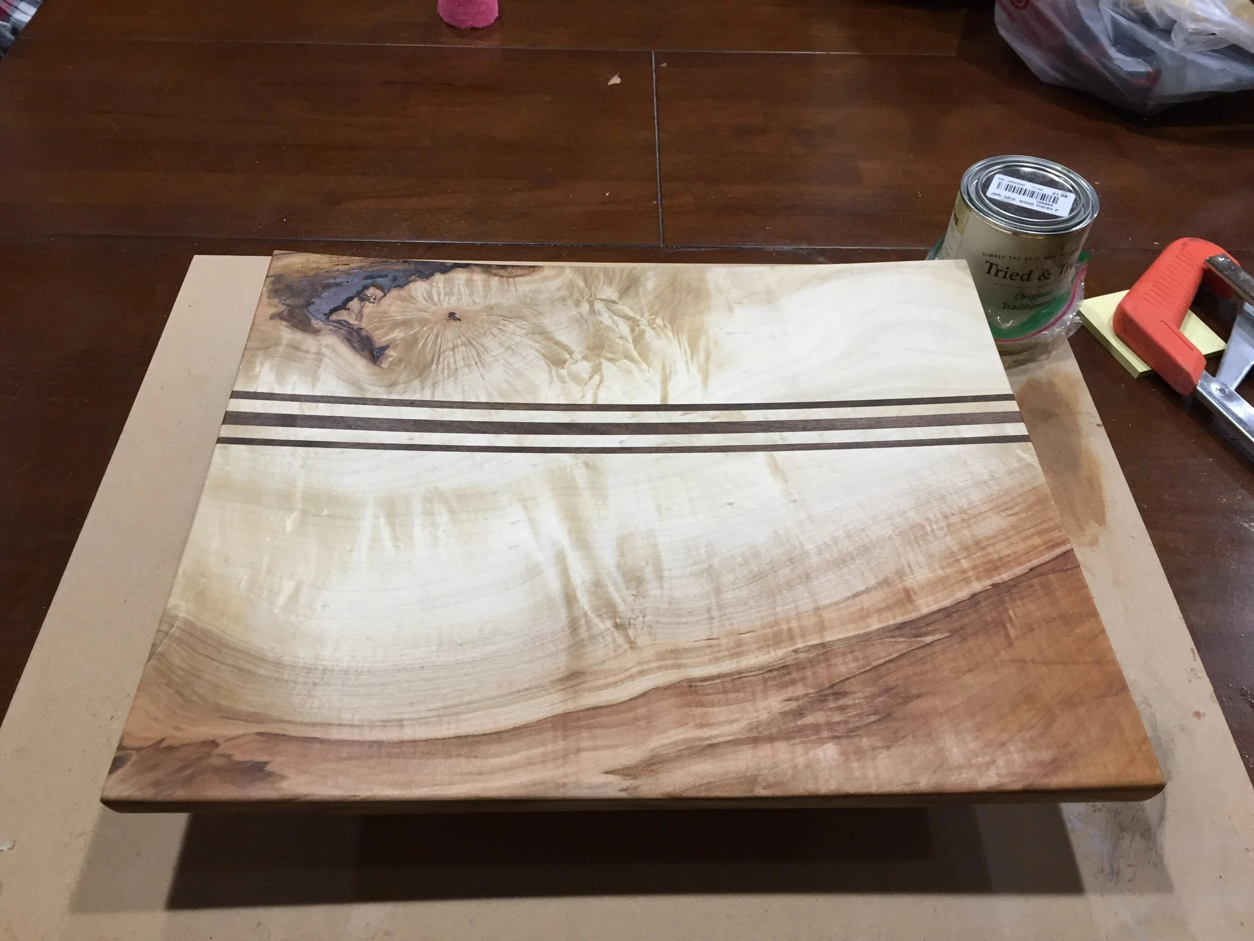 Another beautiful serving tray made out of maple with walnut stringers. 