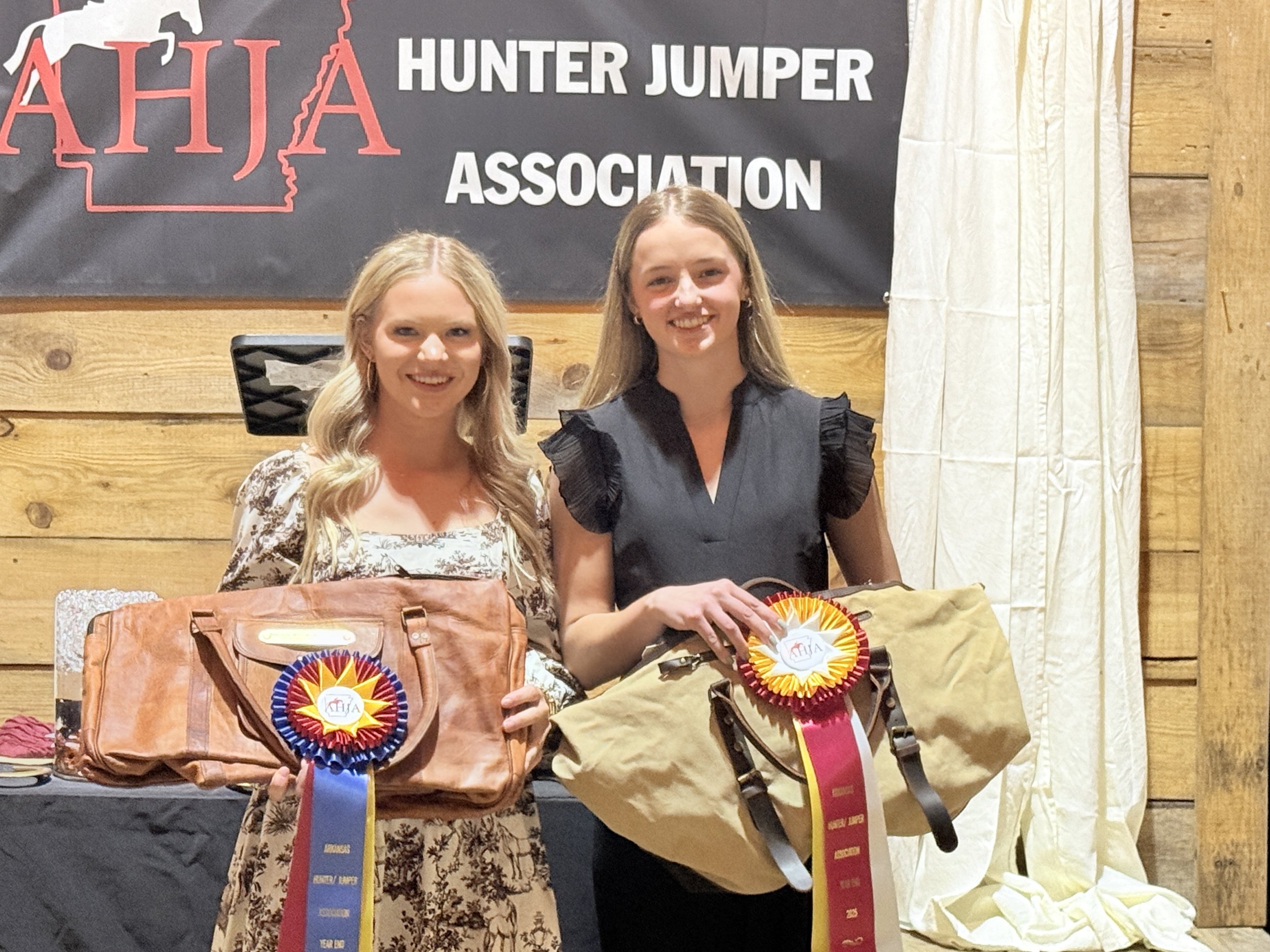 2025 Low Schooling Jumper