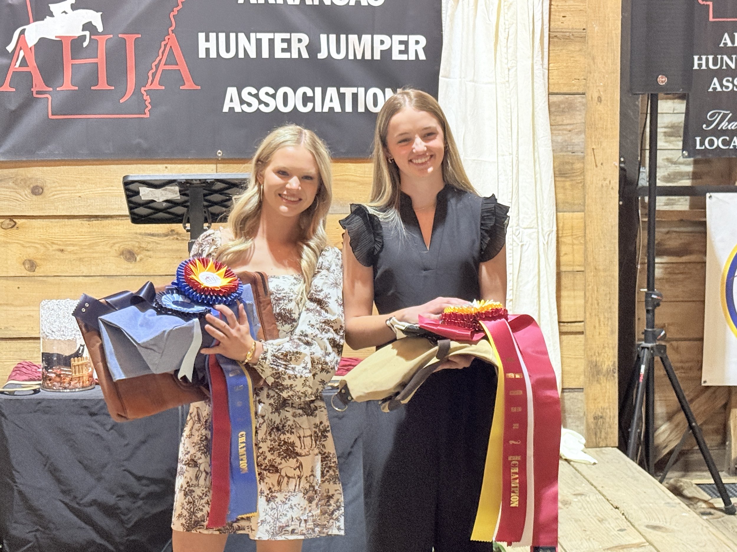 2025 2'6" Thoroughbred Incentive Program Jumper