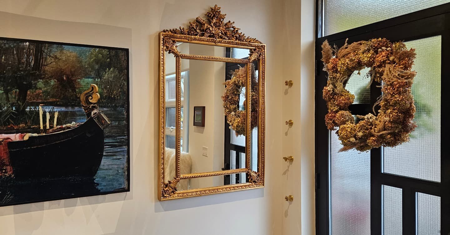 #mirror
