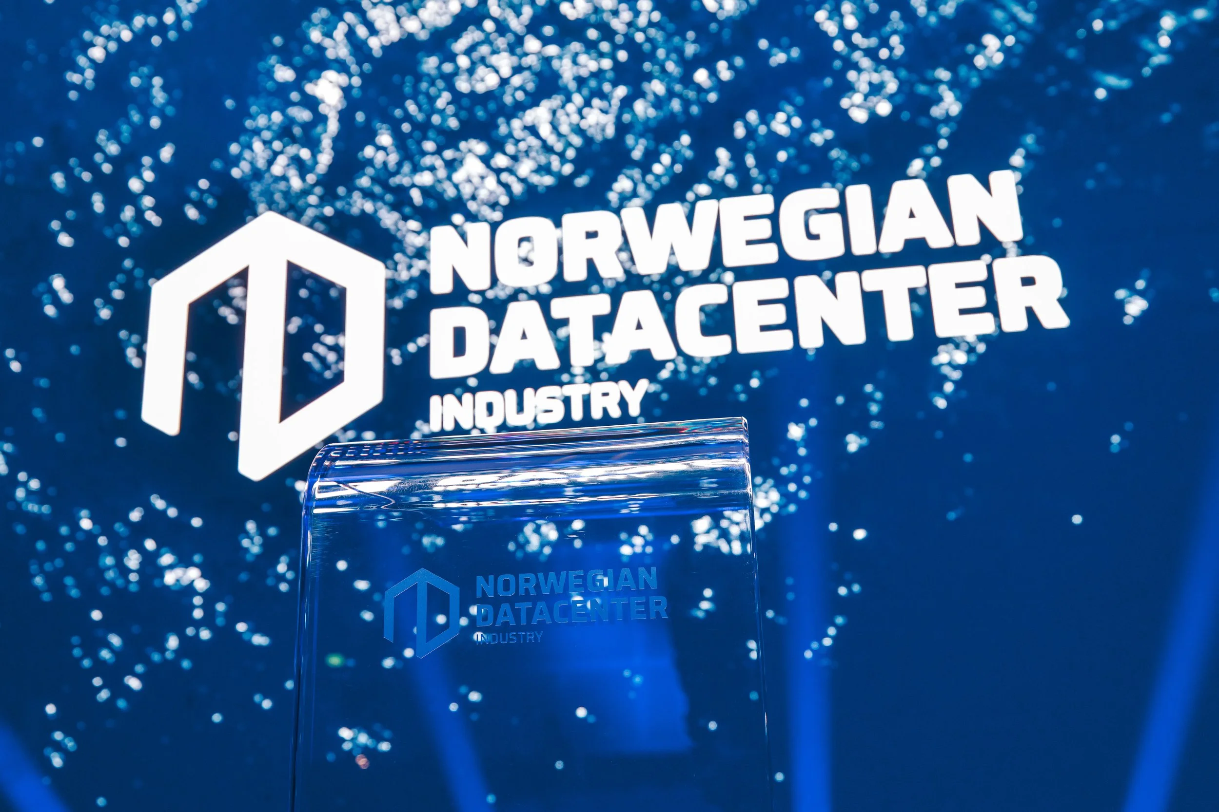 Norwegian Datacenter Industry logo on stage