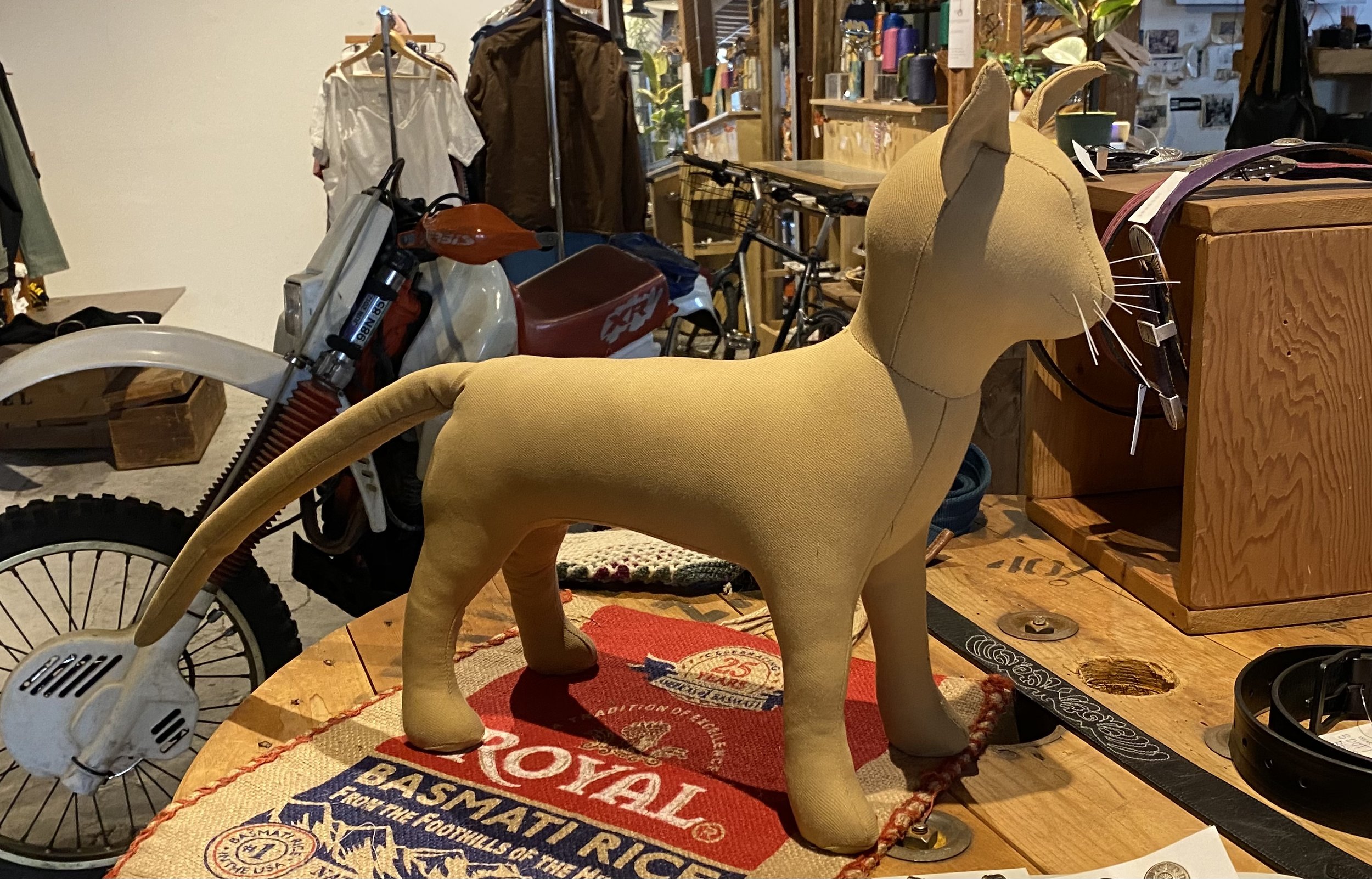Pet Animal Shop Display Mannequin Leather Standing Position Dog Cat Diecast  Models 2246 From Pamela56, $14.38