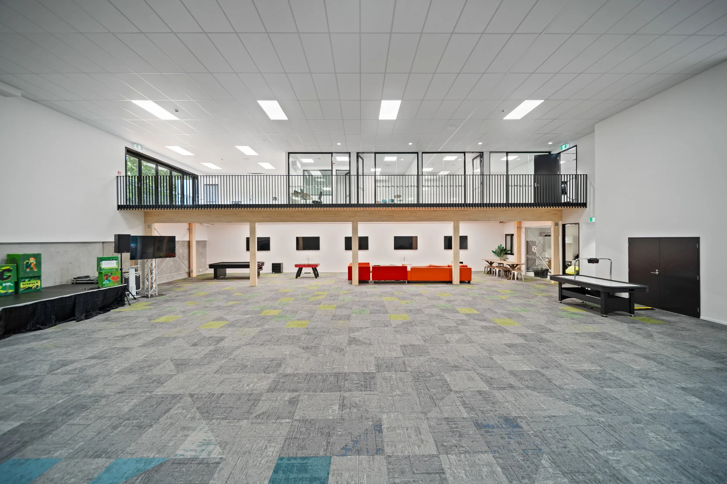 New mezzanine floor