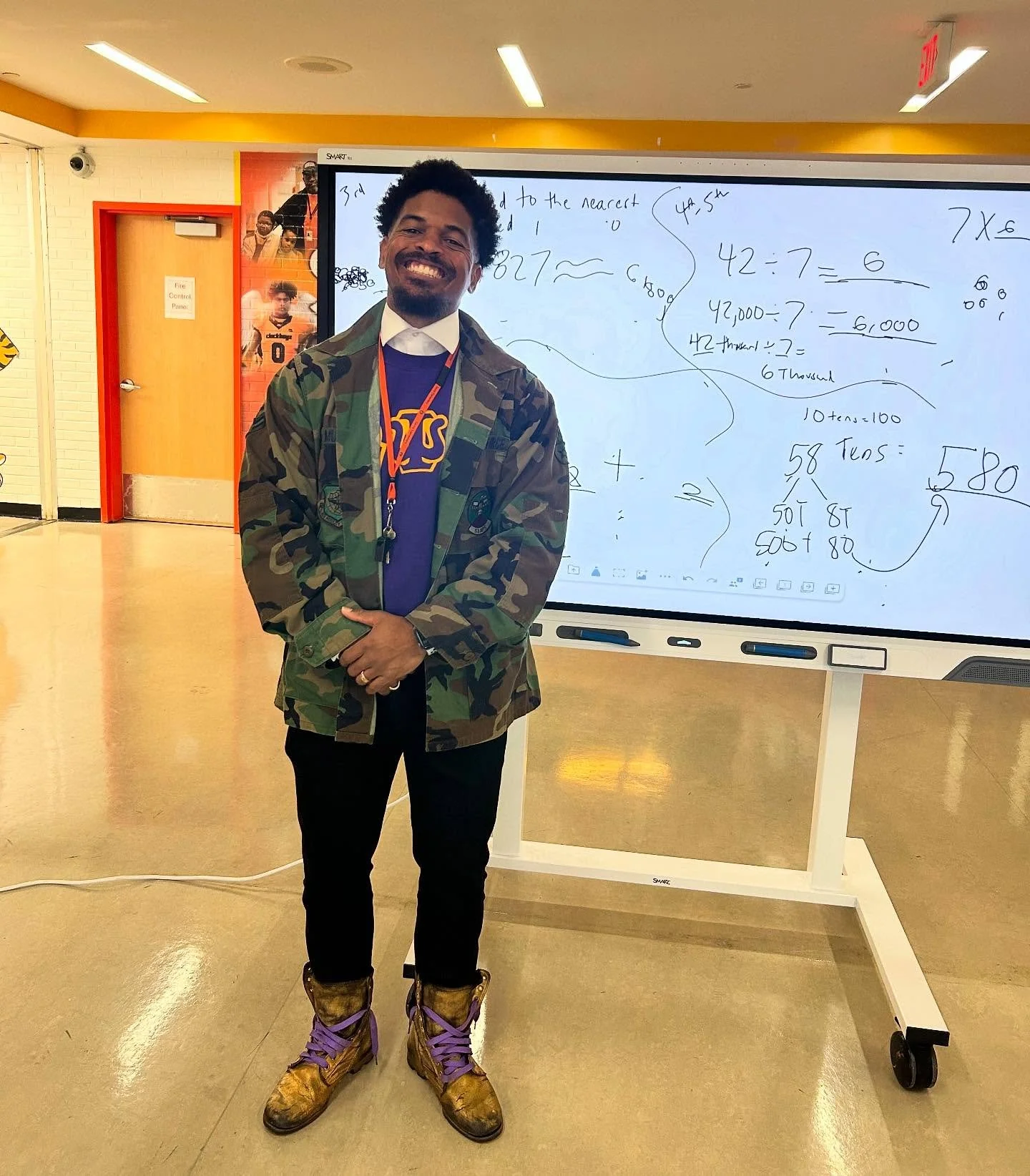 You already know the vibes. 

Happy Founders Day to all the good brothers of Omega. ⚡️ 

If you know a Que, make sure you show him some love today. He deserves it! 🖤

#OmegaPsiPhi #BlackMaleEducator #ChangeAgent