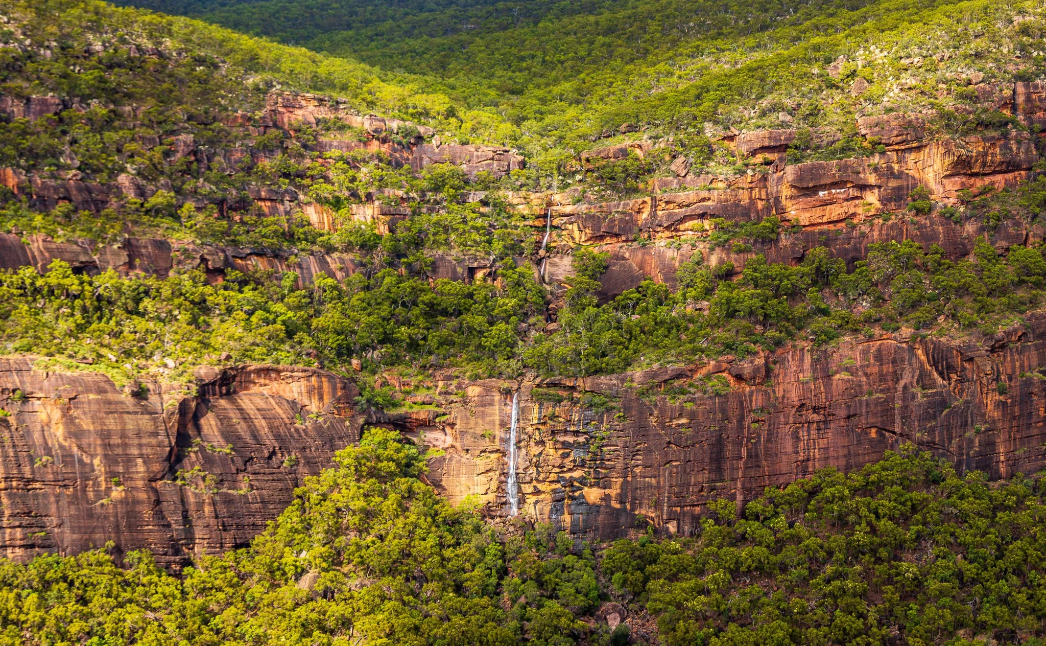 Wet season falls mid way along the eastern escarpment