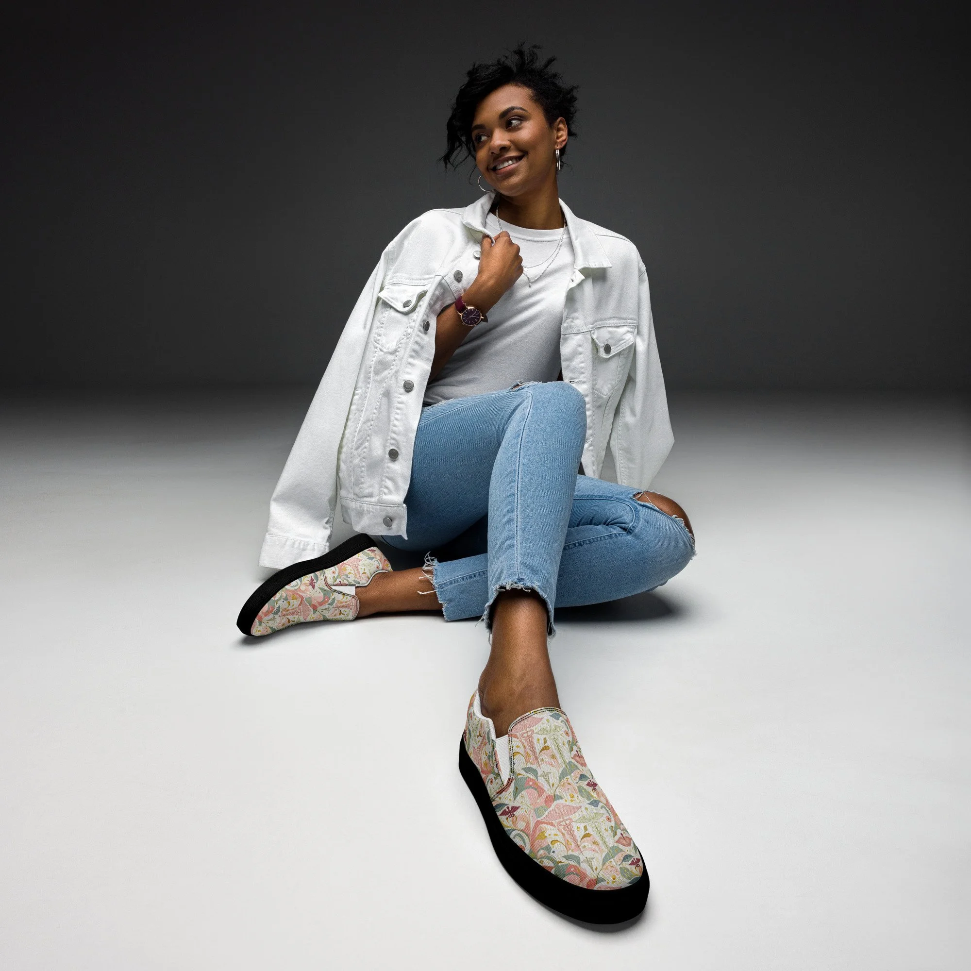 TEN slip-on canvas shoes
