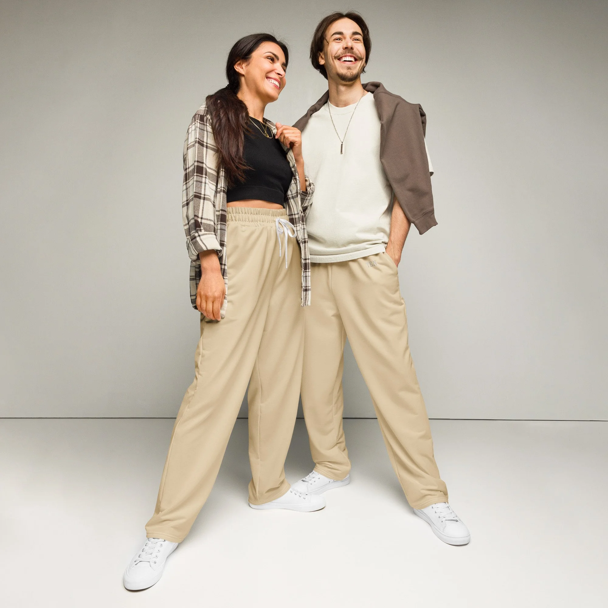 EX10 wide-leg joggers