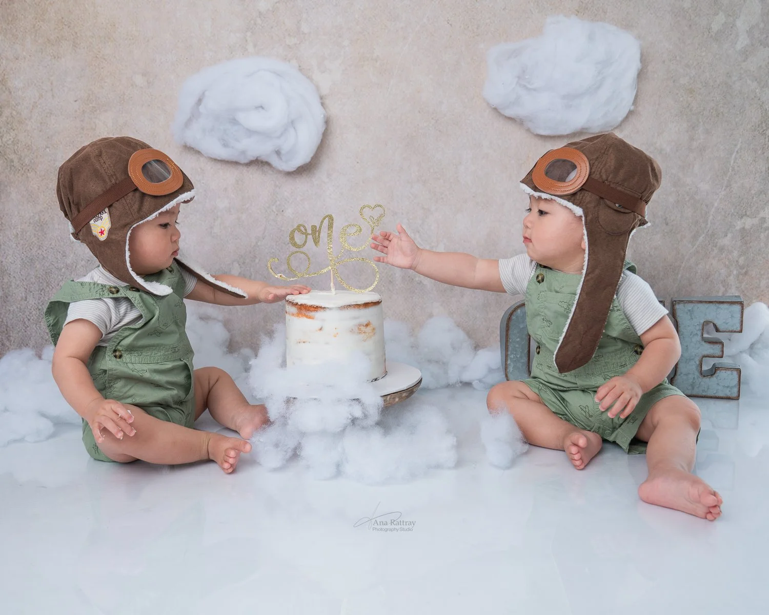 cake smash nashville .Ana Rattray Photography-12.jpg