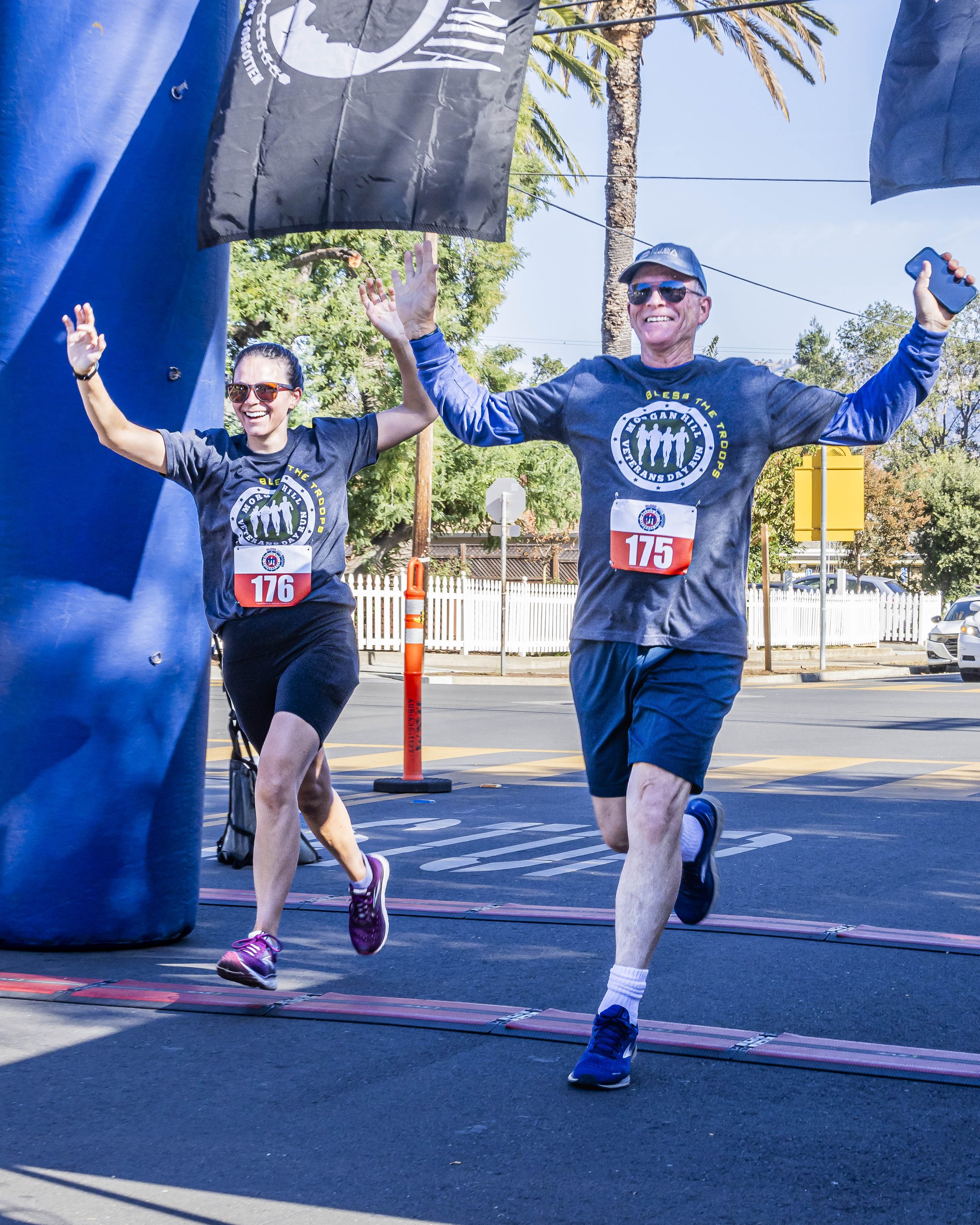 2023 Veterans Run Start-Finish (60).jpg